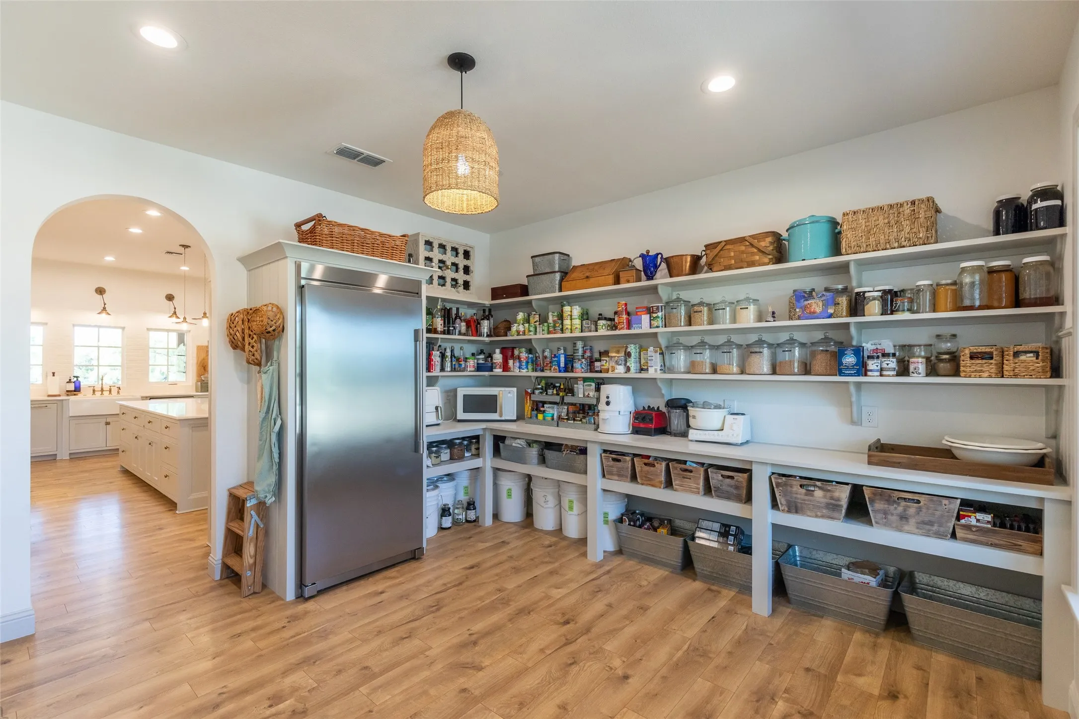 Single Family Residence For Sale in Taylor County , 753 County Road 154, Tuscola, Texas 79562, 5 Bedroom, 4 Bathroom, 3 Garage spaces, 3,665 Sqft, built in 2022, mls#21345722, Real Estate Agent in Tuscola, Homes For Sale in Taylor county, Homes For Sale in Tuscola, Realtor in Tuscola Texas, Real Estate Brokerage Independent Realty Texas, Luminita Cordes Realtor