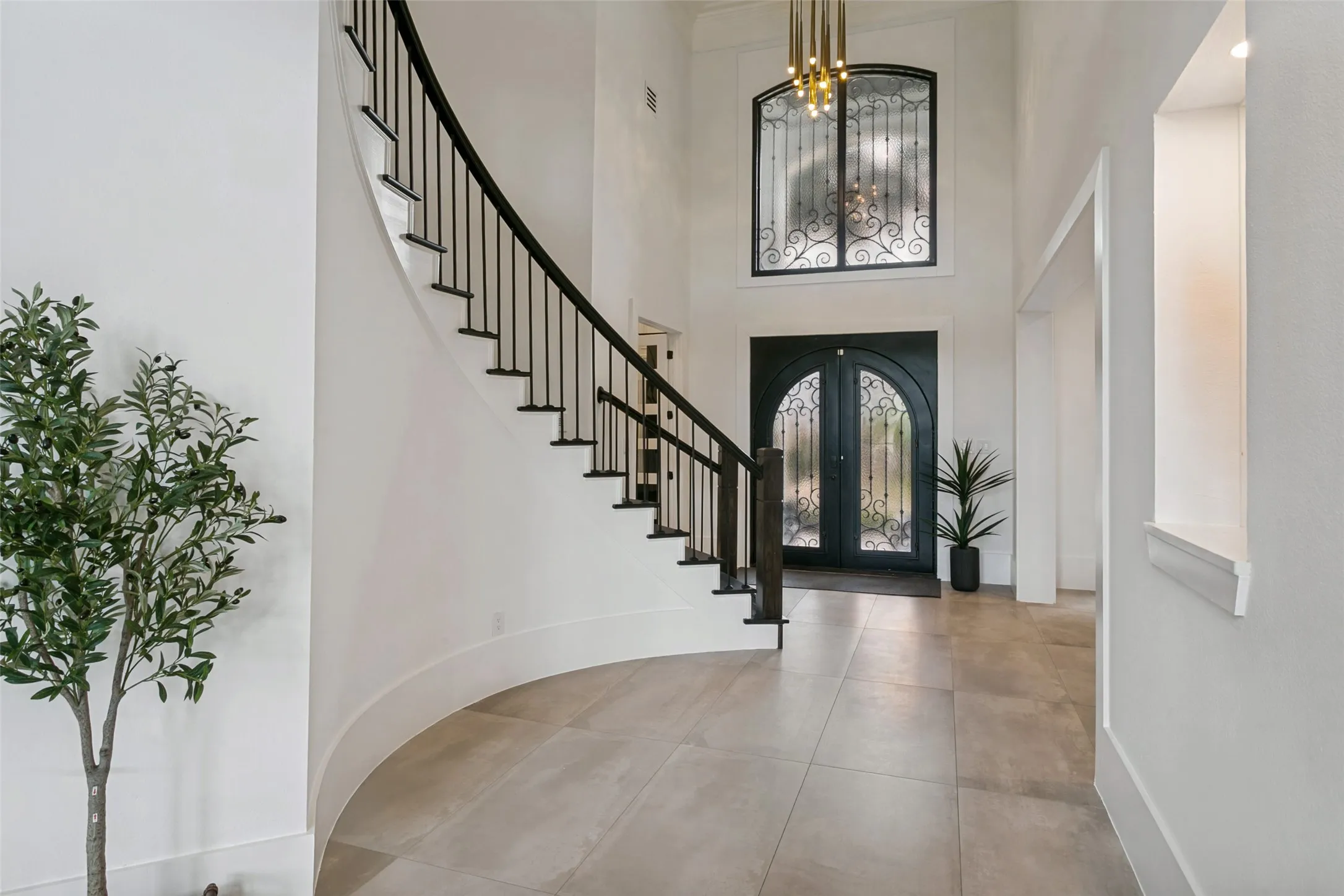 Single Family Residence For Sale in Tarrant County , 2508 Independence Road, Colleyville, Texas 76034, 5 Bedroom, 5 Bathroom, 3 Garage spaces, 5,177 Sqft, built in 1996, mls#21346057, Real Estate Agent in Colleyville, Homes For Sale in Tarrant county, Homes For Sale in Colleyville, Realtor in Colleyville Texas, Real Estate Brokerage Independent Realty Texas, Luminita Cordes Realtor
