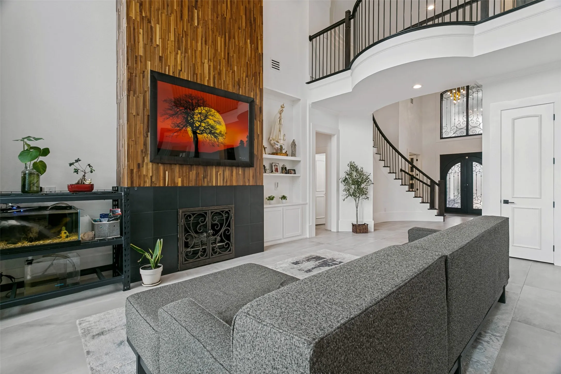 Single Family Residence For Sale in Tarrant County , 2508 Independence Road, Colleyville, Texas 76034, 5 Bedroom, 5 Bathroom, 3 Garage spaces, 5,177 Sqft, built in 1996, mls#21346057, Real Estate Agent in Colleyville, Homes For Sale in Tarrant county, Homes For Sale in Colleyville, Realtor in Colleyville Texas, Real Estate Brokerage Independent Realty Texas, Luminita Cordes Realtor