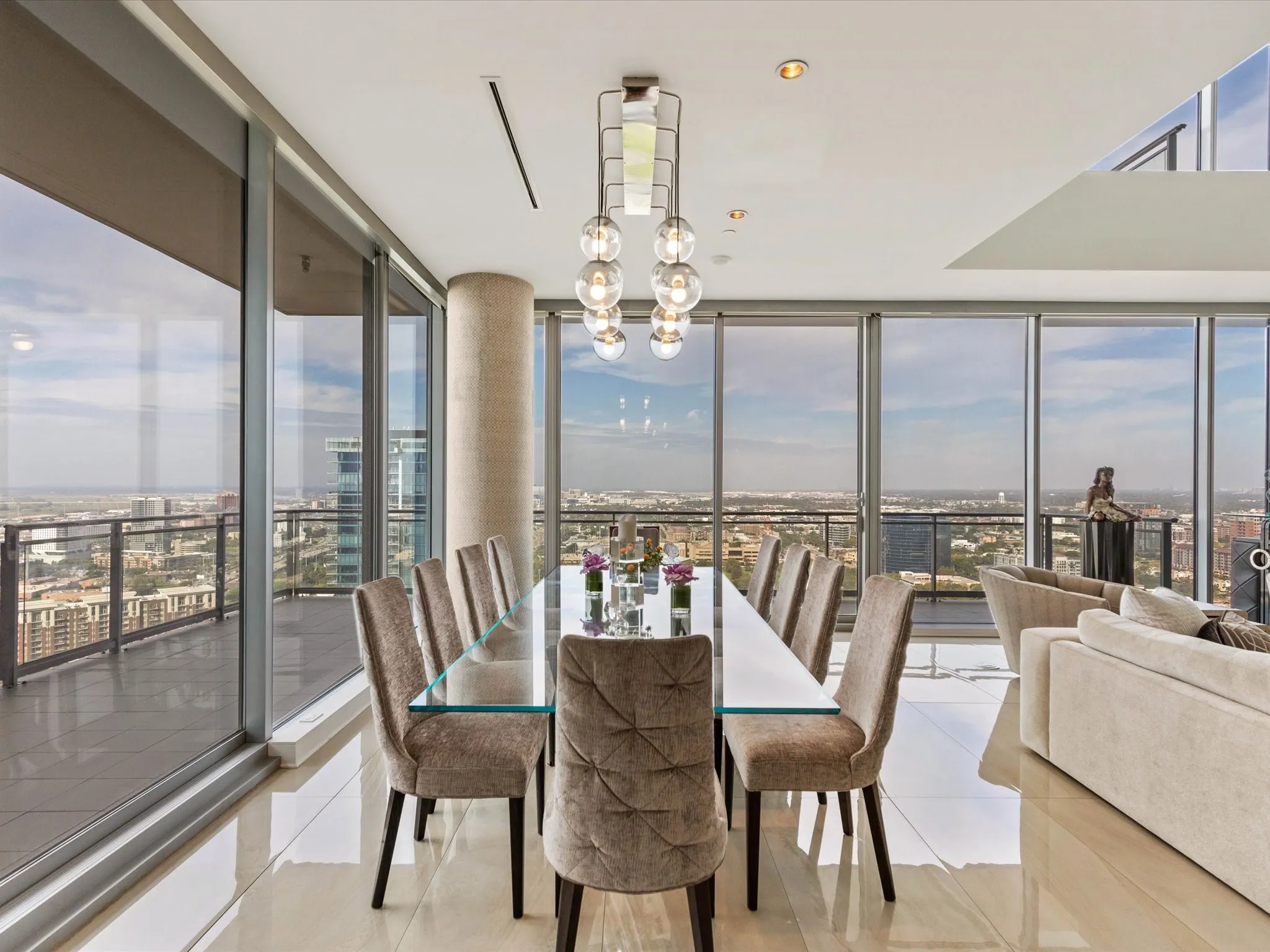 28th Floor