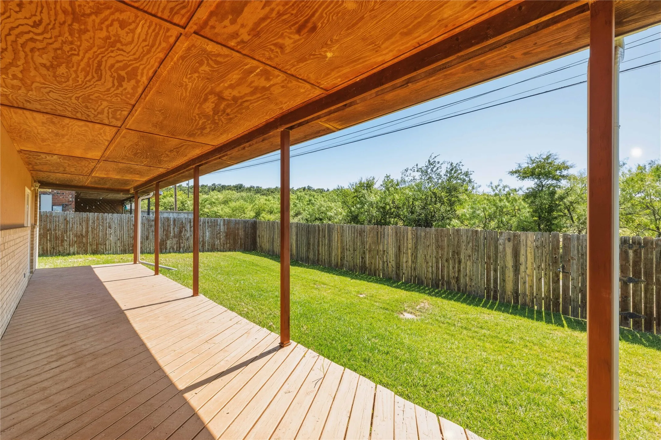 Single Family Residence For Sale in Brown County , 4424 Westridge Drive, Brownwood, Texas 76801, 3 Bedroom, 2 Bathroom, 2 Garage spaces, 1,627 Sqft, built in 2004, mls#21320231, Real Estate Agent in Brownwood, Homes For Sale in Brown county, Homes For Sale in Brownwood, Realtor in Brownwood Texas, Real Estate Brokerage Independent Realty Texas, Luminita Cordes Realtor