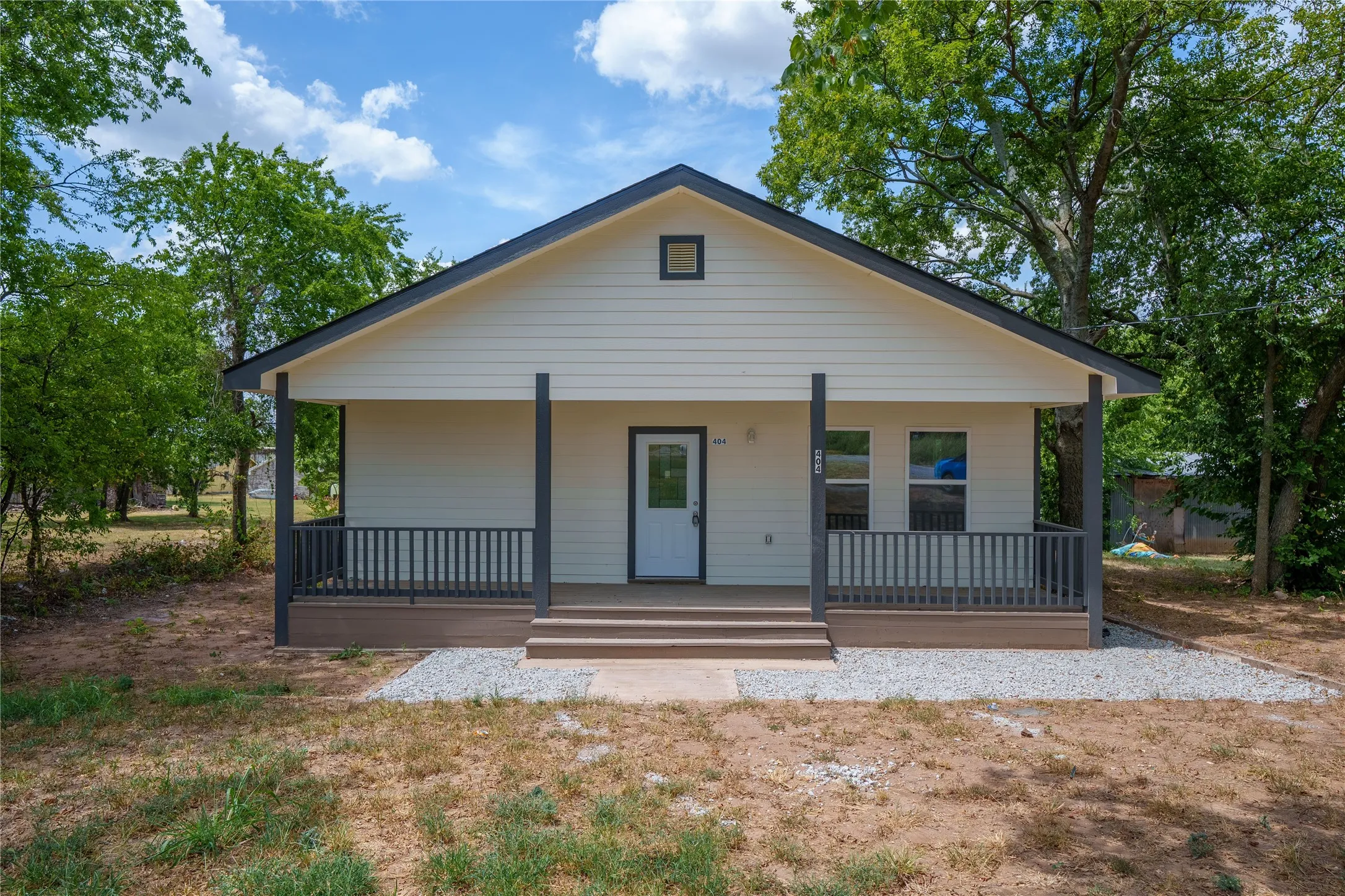 Single Family Residence For Sale in Montague County , 404 Campbell Street, Bowie, Texas 76230, 3 Bedroom, 2 Bathroom, Garage spaces, 1,762 Sqft, built in 2026, mls#21346071, Real Estate Agent in Bowie, Homes For Sale in Montague county, Homes For Sale in Bowie, Realtor in Bowie Texas, Real Estate Brokerage Independent Realty Texas, Luminita Cordes Realtor