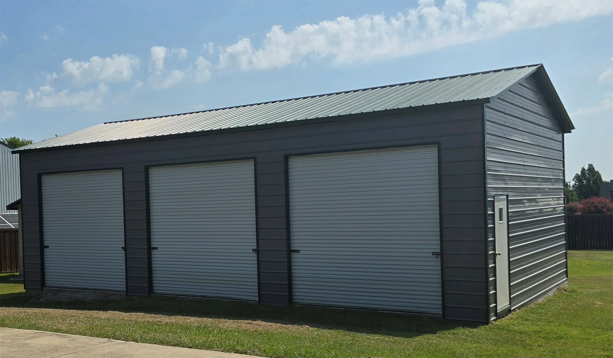 RECENTLY BUILT WORKSHOP 24 X 40