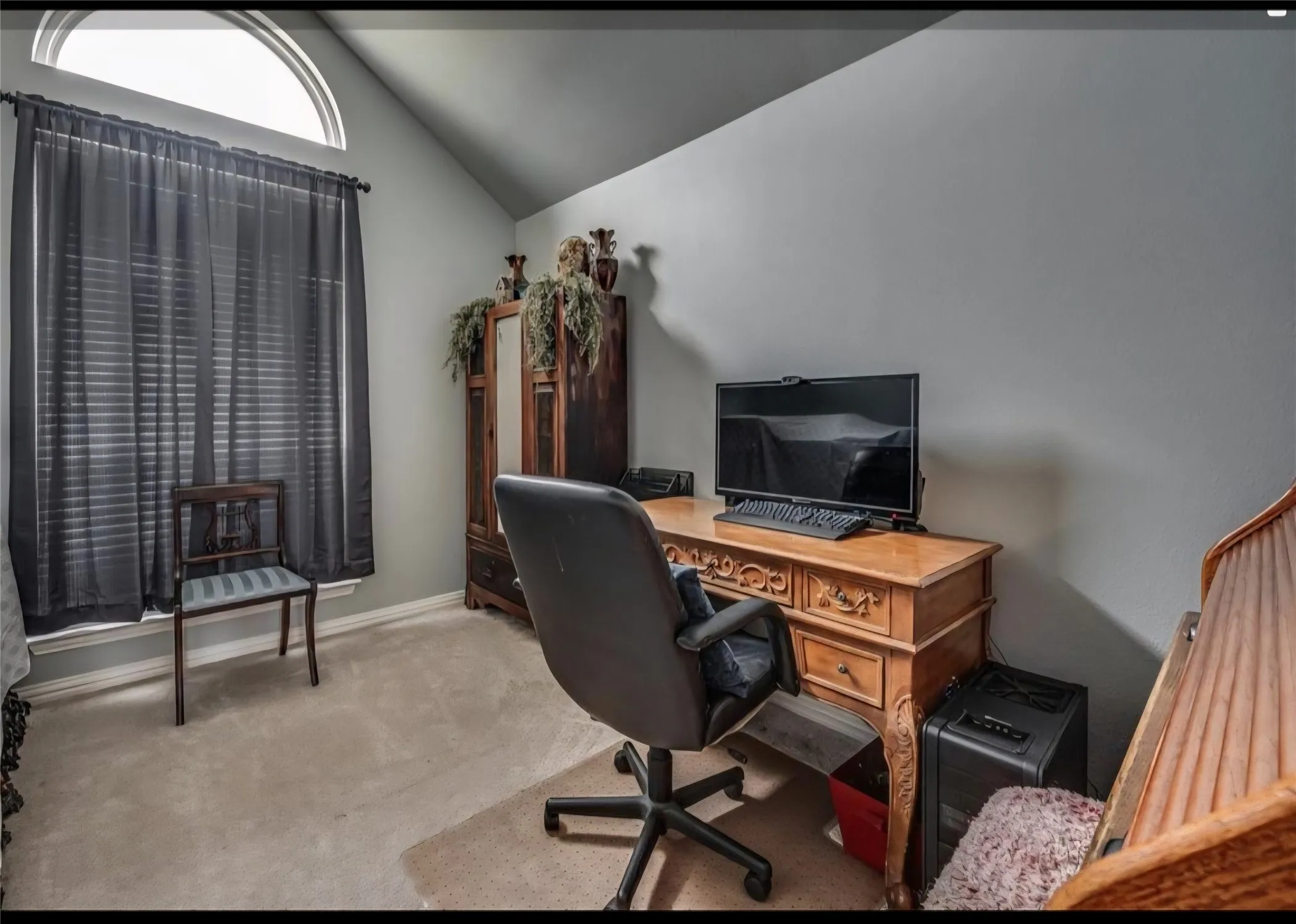 OFFICE OR FLEX SPACE