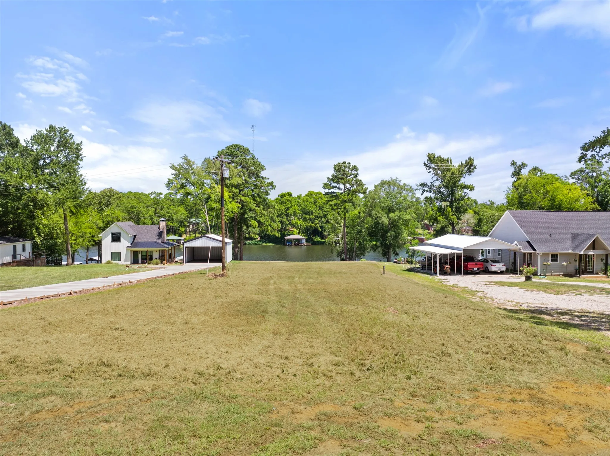 Unimproved Land For Sale in Smith County , 19921 Southside Circle, Winona, Texas 75792, 0, 0, Garage spaces, 0 Sqft, built in 0, Price $120,000, mls#21346081, Real Estate Agent in Winona, Homes For Sale in Smith county, Homes For Sale in Winona, Realtor in Winona Texas, Real Estate Brokerage Independent Realty Texas, Luminita Cordes Realtor