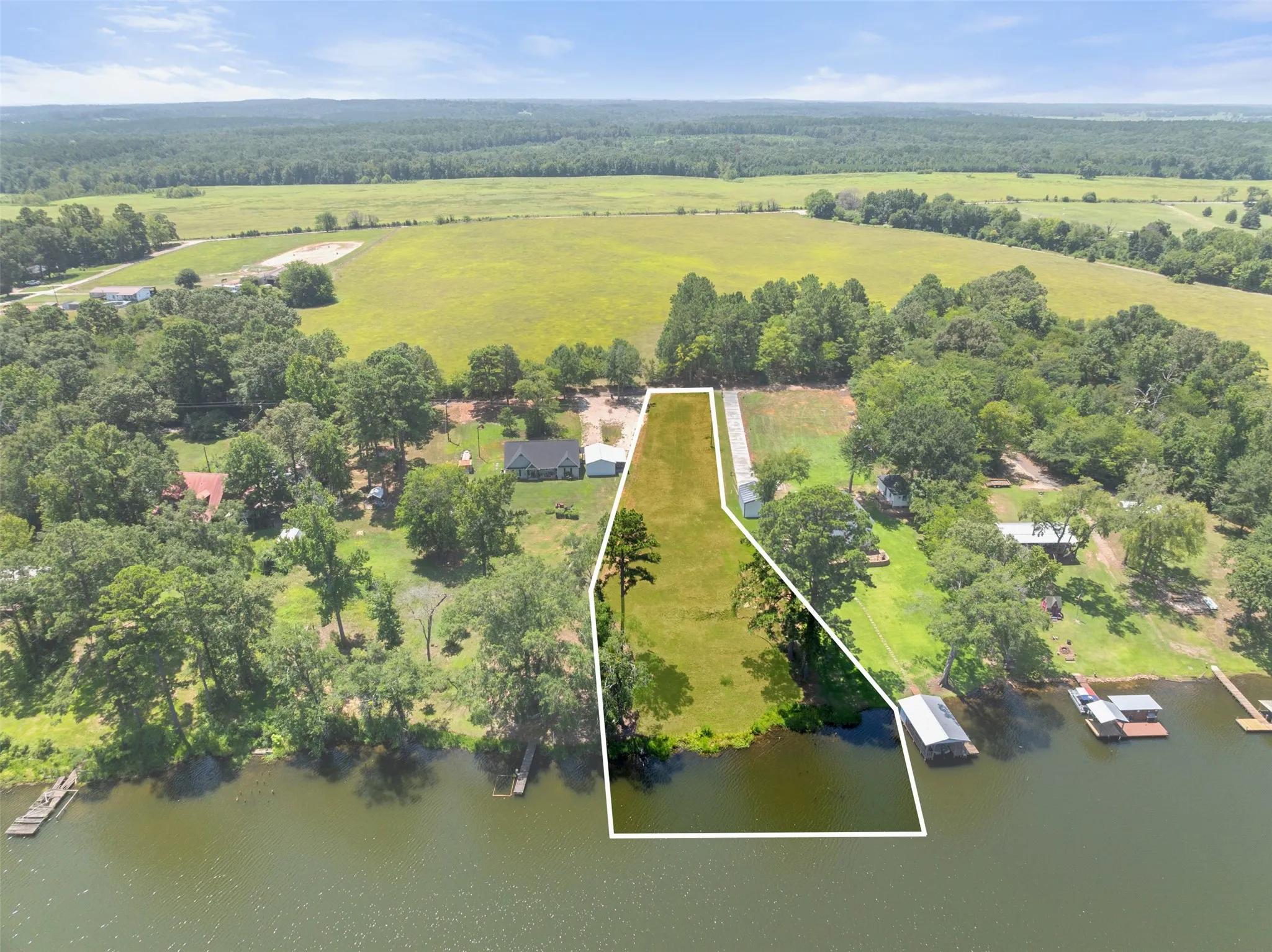 Unimproved Land For Sale in Smith County , 19921 Southside Circle, Winona, Texas 75792, 0, 0, Garage spaces, 0 Sqft, built in 0, Price $120,000, mls#21346081, Real Estate Agent in Winona, Homes For Sale in Smith county, Homes For Sale in Winona, Realtor in Winona Texas, Real Estate Brokerage Independent Realty Texas, Luminita Cordes Realtor