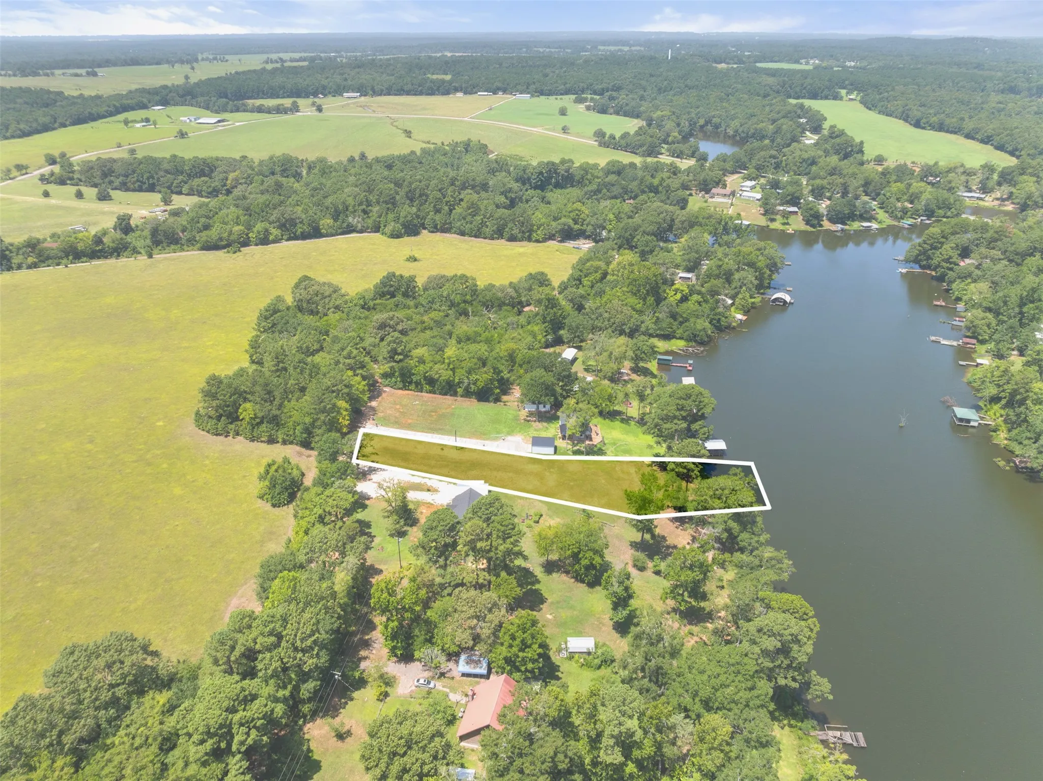 Unimproved Land For Sale in Smith County , 19921 Southside Circle, Winona, Texas 75792, 0, 0, Garage spaces, 0 Sqft, built in 0, Price $120,000, mls#21346081, Real Estate Agent in Winona, Homes For Sale in Smith county, Homes For Sale in Winona, Realtor in Winona Texas, Real Estate Brokerage Independent Realty Texas, Luminita Cordes Realtor