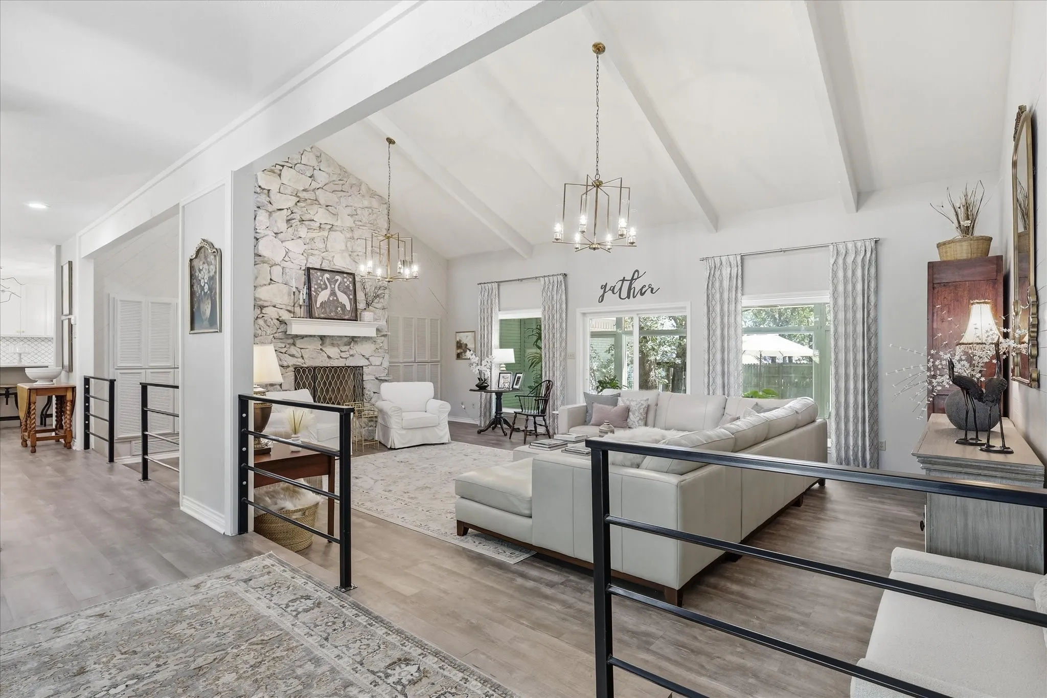 Single Family Residence For Sale in Denton County , 12 Timbergreen Circle, Denton, Texas 76205, 3 Bedroom, 3 Bathroom, 2 Garage spaces, 2,768 Sqft, built in 1983, mls#21340930, Real Estate Agent in Denton, Homes For Sale in Denton county, Homes For Sale in Denton, Realtor in Denton Texas, Real Estate Brokerage Independent Realty Texas, Luminita Cordes Realtor