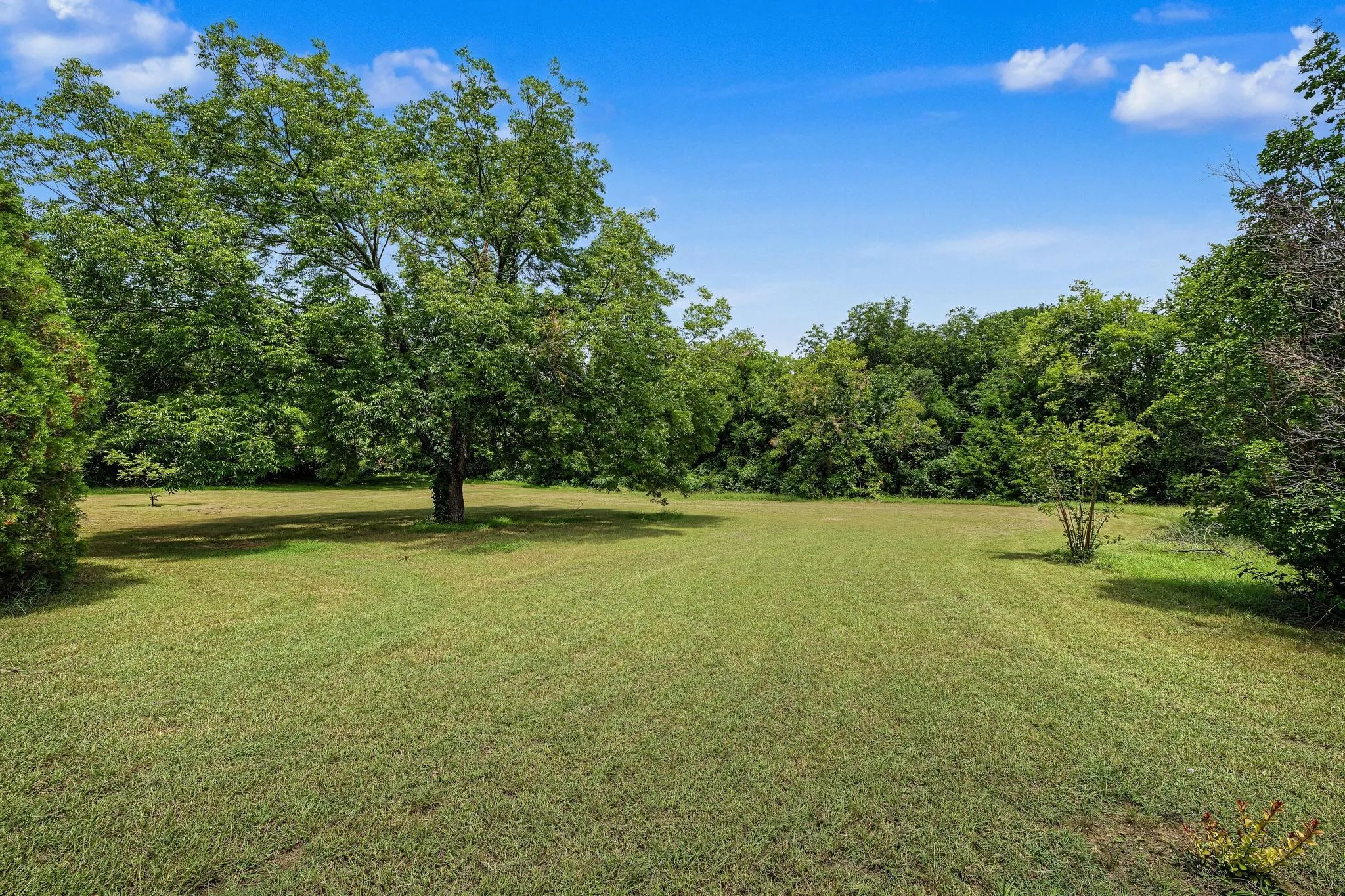 Improved Land For Sale in Collin County , 2580 Fm 546, Mc Kinney, Texas 75069, 0, 0, Garage spaces, 0 Sqft, built in 1950, Price $1,250,000, mls#21336130, Real Estate Agent in Mc Kinney, Homes For Sale in Collin county, Homes For Sale in Mc Kinney, Realtor in Mc Kinney Texas, Real Estate Brokerage Independent Realty Texas, Luminita Cordes Realtor