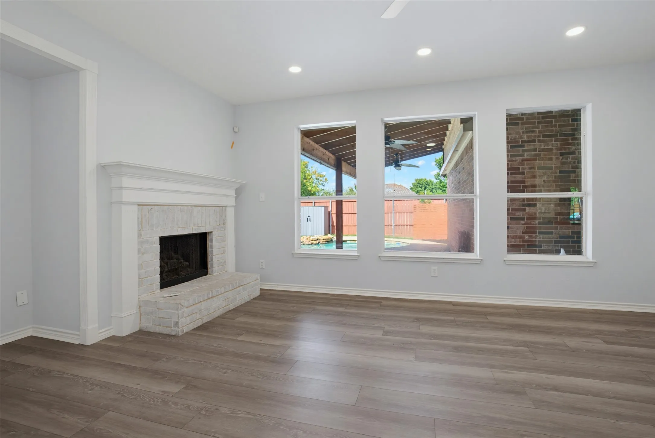 Single Family Residence For Sale in Collin County , 1402 Bradford Trace Drive, Allen, Texas 75002, 5 Bedroom, 3 Bathroom, 2 Garage spaces, 2,647 Sqft, built in 2004, mls#21346089, Real Estate Agent in Allen, Homes For Sale in Collin county, Homes For Sale in Allen, Realtor in Allen Texas, Real Estate Brokerage Independent Realty Texas, Luminita Cordes Realtor