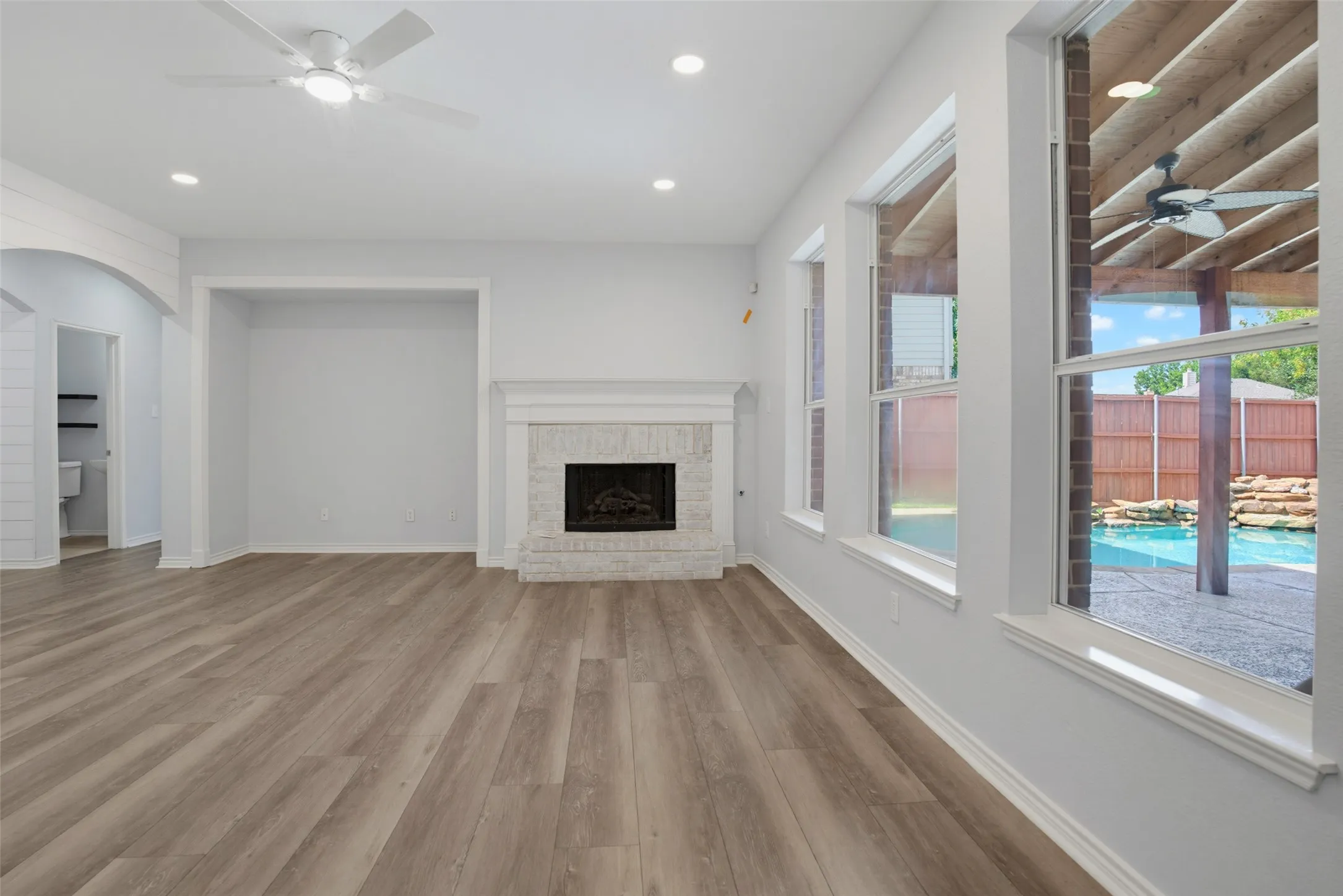 Single Family Residence For Sale in Collin County , 1402 Bradford Trace Drive, Allen, Texas 75002, 5 Bedroom, 3 Bathroom, 2 Garage spaces, 2,647 Sqft, built in 2004, mls#21346089, Real Estate Agent in Allen, Homes For Sale in Collin county, Homes For Sale in Allen, Realtor in Allen Texas, Real Estate Brokerage Independent Realty Texas, Luminita Cordes Realtor