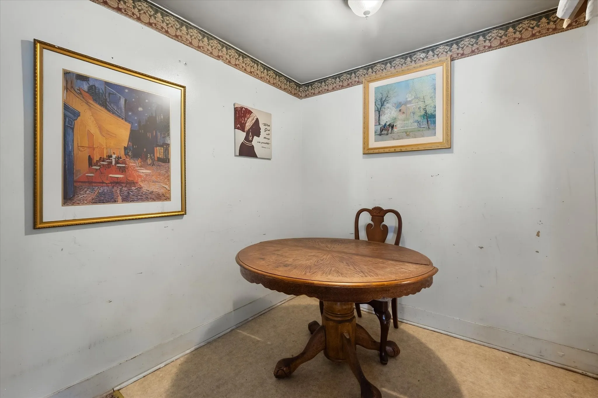 Single Family Residence For Sale in Anderson County , 712 W Dye Street, Palestine, Texas 75801, 2 Bedroom, 1 Bathroom, Garage spaces, 826 Sqft, built in 1900, mls#21346104, Real Estate Agent in Palestine, Homes For Sale in Anderson county, Homes For Sale in Palestine, Realtor in Palestine Texas, Real Estate Brokerage Independent Realty Texas, Luminita Cordes Realtor