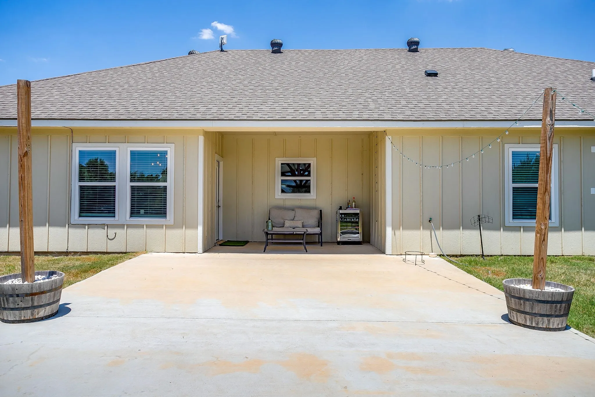 Single Family Residence For Sale in Parker County , 4930 Midway Road, Weatherford, Texas 76085, 3 Bedroom, 2 Bathroom, 2 Garage spaces, 2,052 Sqft, built in 2023, mls#21346028, Real Estate Agent in Weatherford, Homes For Sale in Parker county, Homes For Sale in Weatherford, Realtor in Weatherford Texas, Real Estate Brokerage Independent Realty Texas, Luminita Cordes Realtor