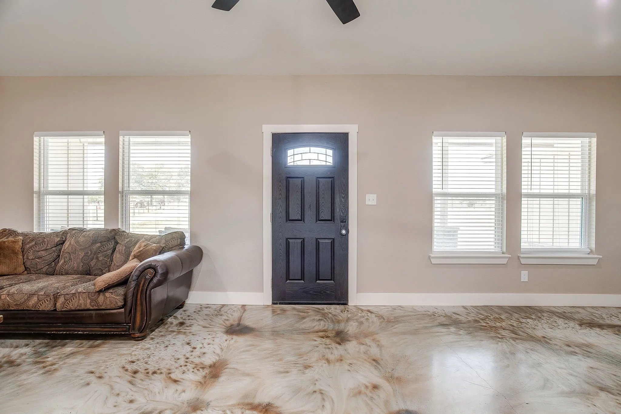 Single Family Residence For Sale in Parker County , 4930 Midway Road, Weatherford, Texas 76085, 3 Bedroom, 2 Bathroom, 2 Garage spaces, 2,052 Sqft, built in 2023, mls#21346028, Real Estate Agent in Weatherford, Homes For Sale in Parker county, Homes For Sale in Weatherford, Realtor in Weatherford Texas, Real Estate Brokerage Independent Realty Texas, Luminita Cordes Realtor
