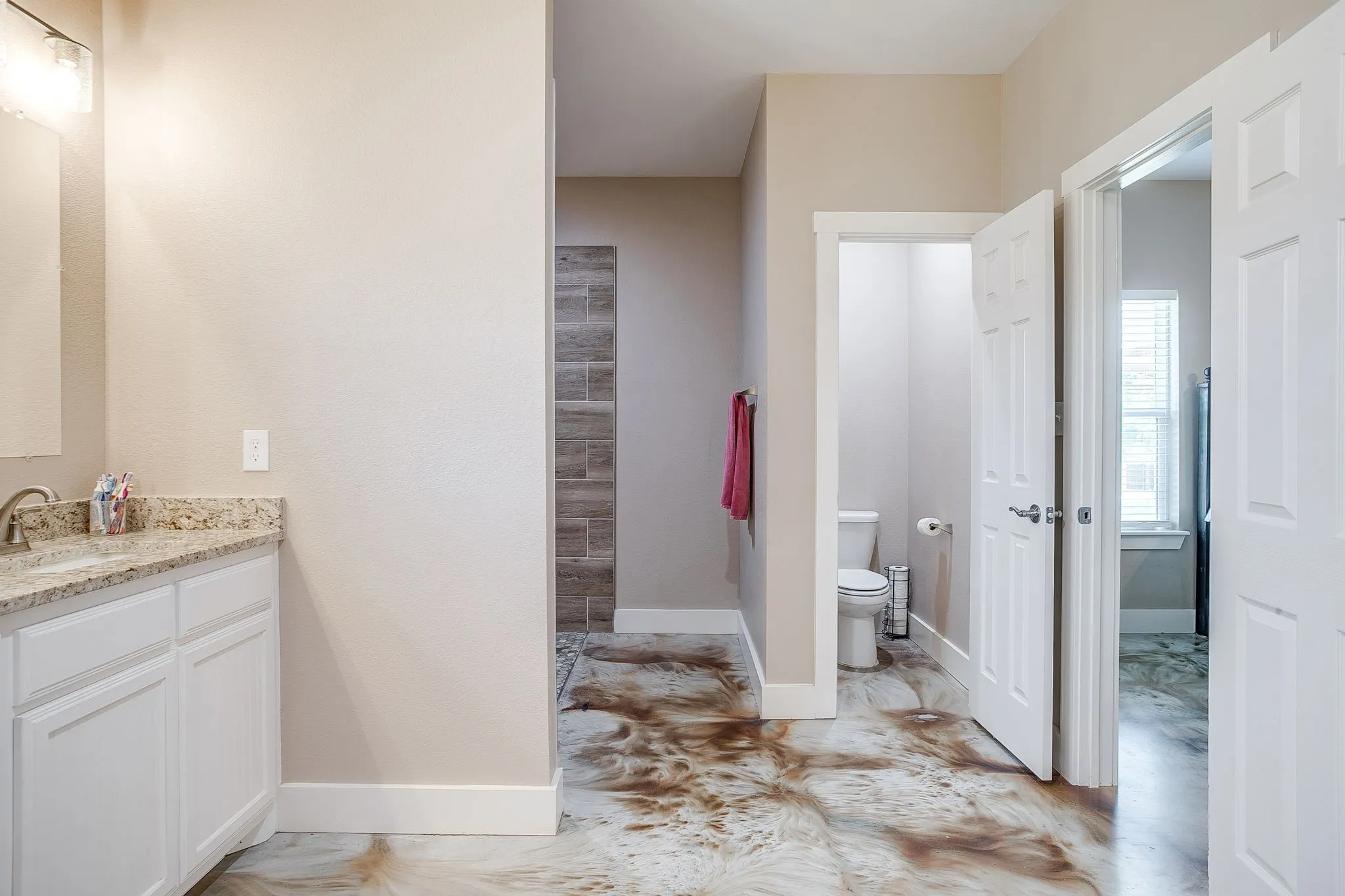 Single Family Residence For Sale in Parker County , 4930 Midway Road, Weatherford, Texas 76085, 3 Bedroom, 2 Bathroom, 2 Garage spaces, 2,052 Sqft, built in 2023, mls#21346028, Real Estate Agent in Weatherford, Homes For Sale in Parker county, Homes For Sale in Weatherford, Realtor in Weatherford Texas, Real Estate Brokerage Independent Realty Texas, Luminita Cordes Realtor