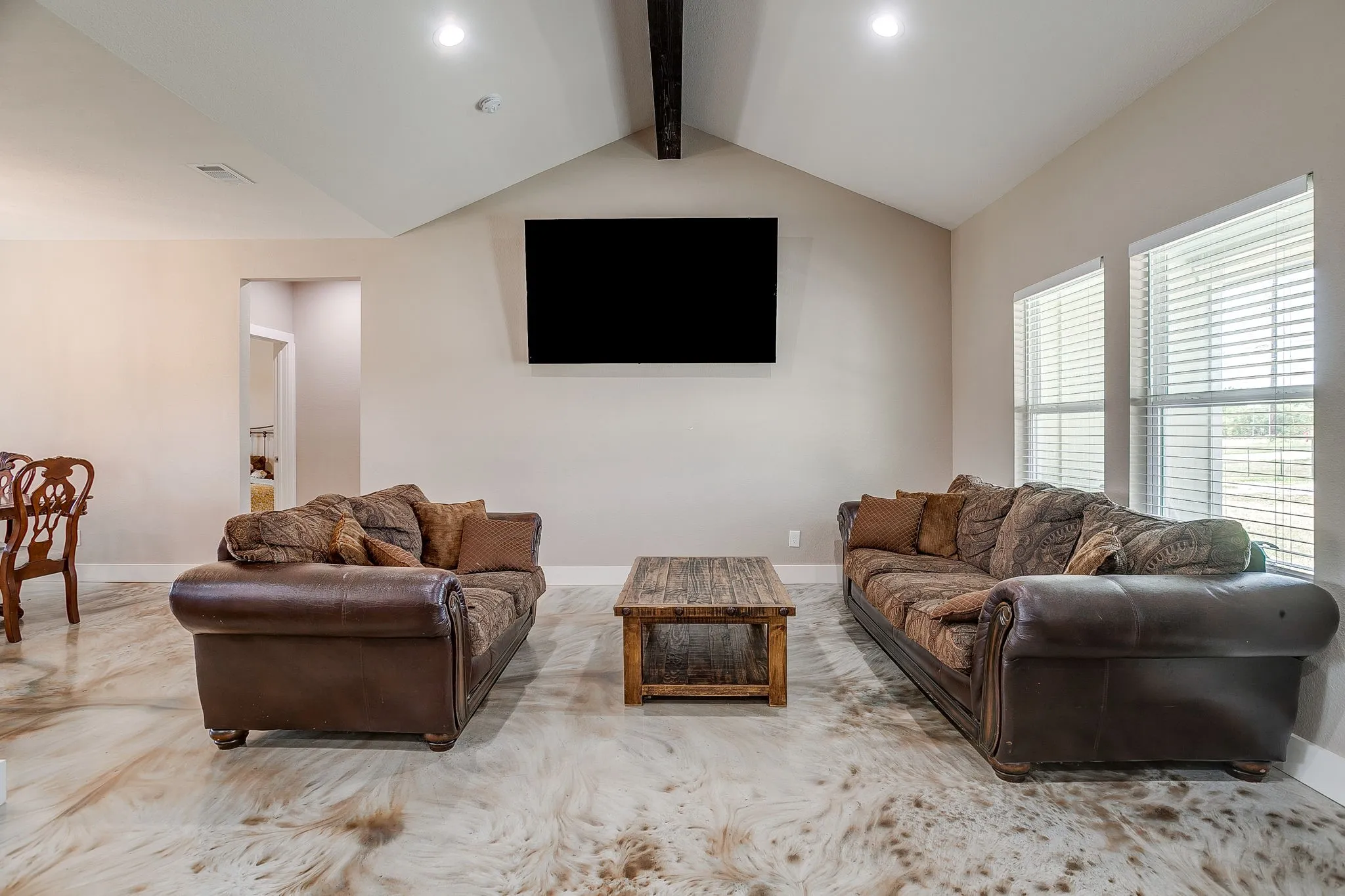 Single Family Residence For Sale in Parker County , 4930 Midway Road, Weatherford, Texas 76085, 3 Bedroom, 2 Bathroom, 2 Garage spaces, 2,052 Sqft, built in 2023, mls#21346028, Real Estate Agent in Weatherford, Homes For Sale in Parker county, Homes For Sale in Weatherford, Realtor in Weatherford Texas, Real Estate Brokerage Independent Realty Texas, Luminita Cordes Realtor