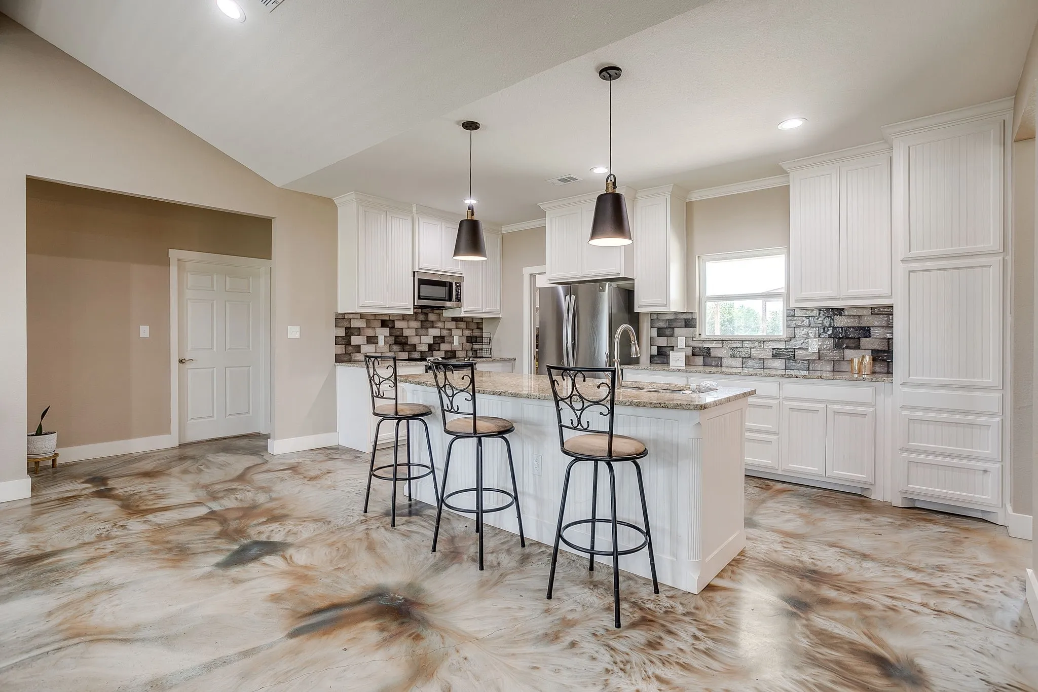 Single Family Residence For Sale in Parker County , 4930 Midway Road, Weatherford, Texas 76085, 3 Bedroom, 2 Bathroom, 2 Garage spaces, 2,052 Sqft, built in 2023, mls#21346028, Real Estate Agent in Weatherford, Homes For Sale in Parker county, Homes For Sale in Weatherford, Realtor in Weatherford Texas, Real Estate Brokerage Independent Realty Texas, Luminita Cordes Realtor