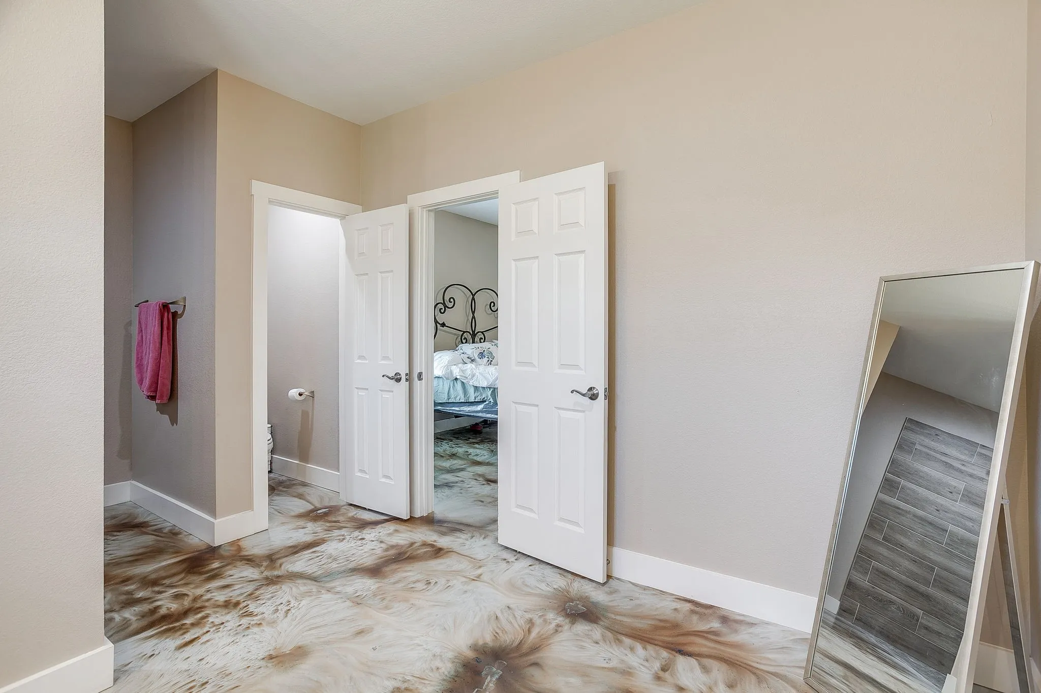 Single Family Residence For Sale in Parker County , 4930 Midway Road, Weatherford, Texas 76085, 3 Bedroom, 2 Bathroom, 2 Garage spaces, 2,052 Sqft, built in 2023, mls#21346028, Real Estate Agent in Weatherford, Homes For Sale in Parker county, Homes For Sale in Weatherford, Realtor in Weatherford Texas, Real Estate Brokerage Independent Realty Texas, Luminita Cordes Realtor