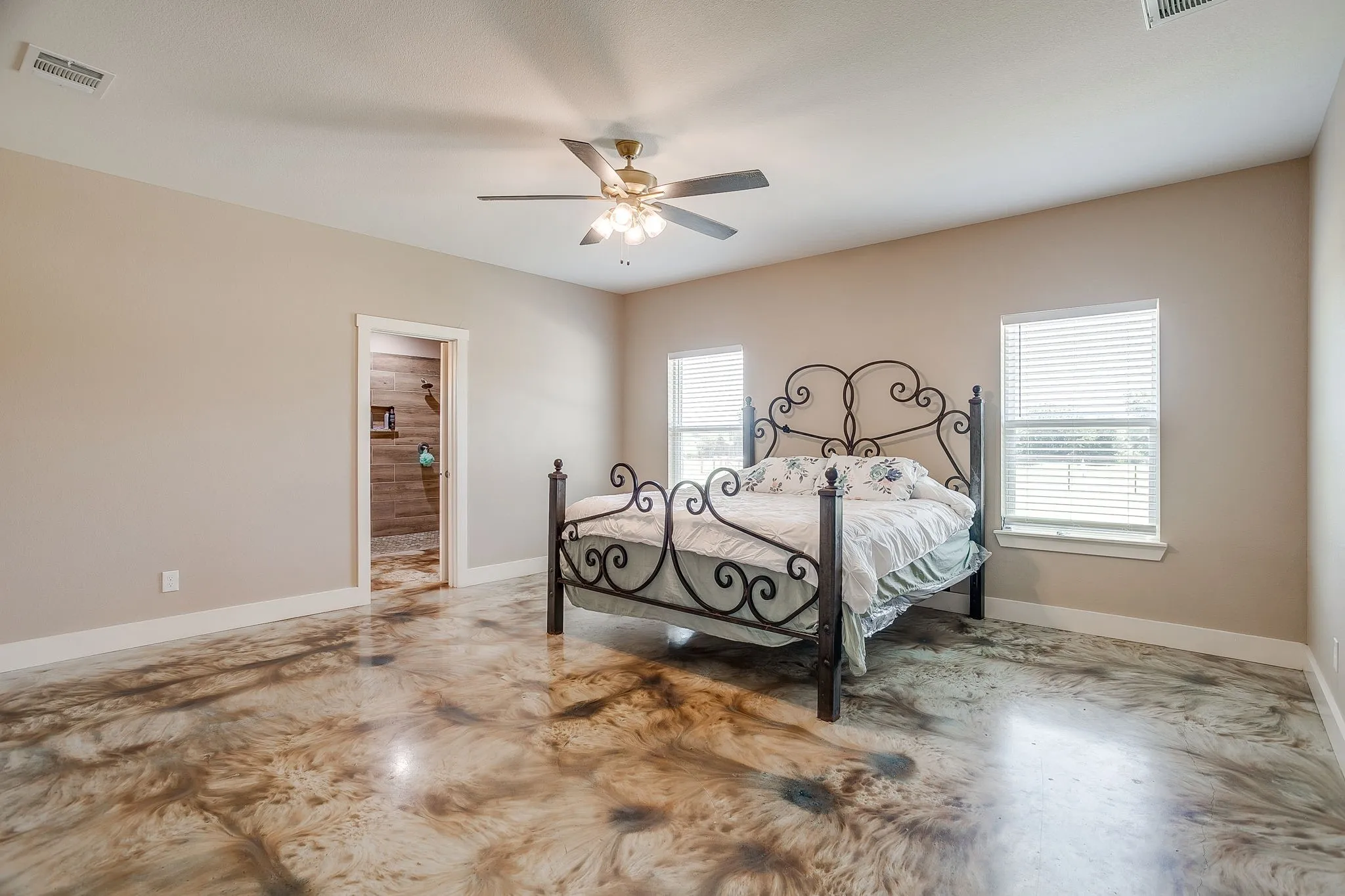 Single Family Residence For Sale in Parker County , 4930 Midway Road, Weatherford, Texas 76085, 3 Bedroom, 2 Bathroom, 2 Garage spaces, 2,052 Sqft, built in 2023, mls#21346028, Real Estate Agent in Weatherford, Homes For Sale in Parker county, Homes For Sale in Weatherford, Realtor in Weatherford Texas, Real Estate Brokerage Independent Realty Texas, Luminita Cordes Realtor