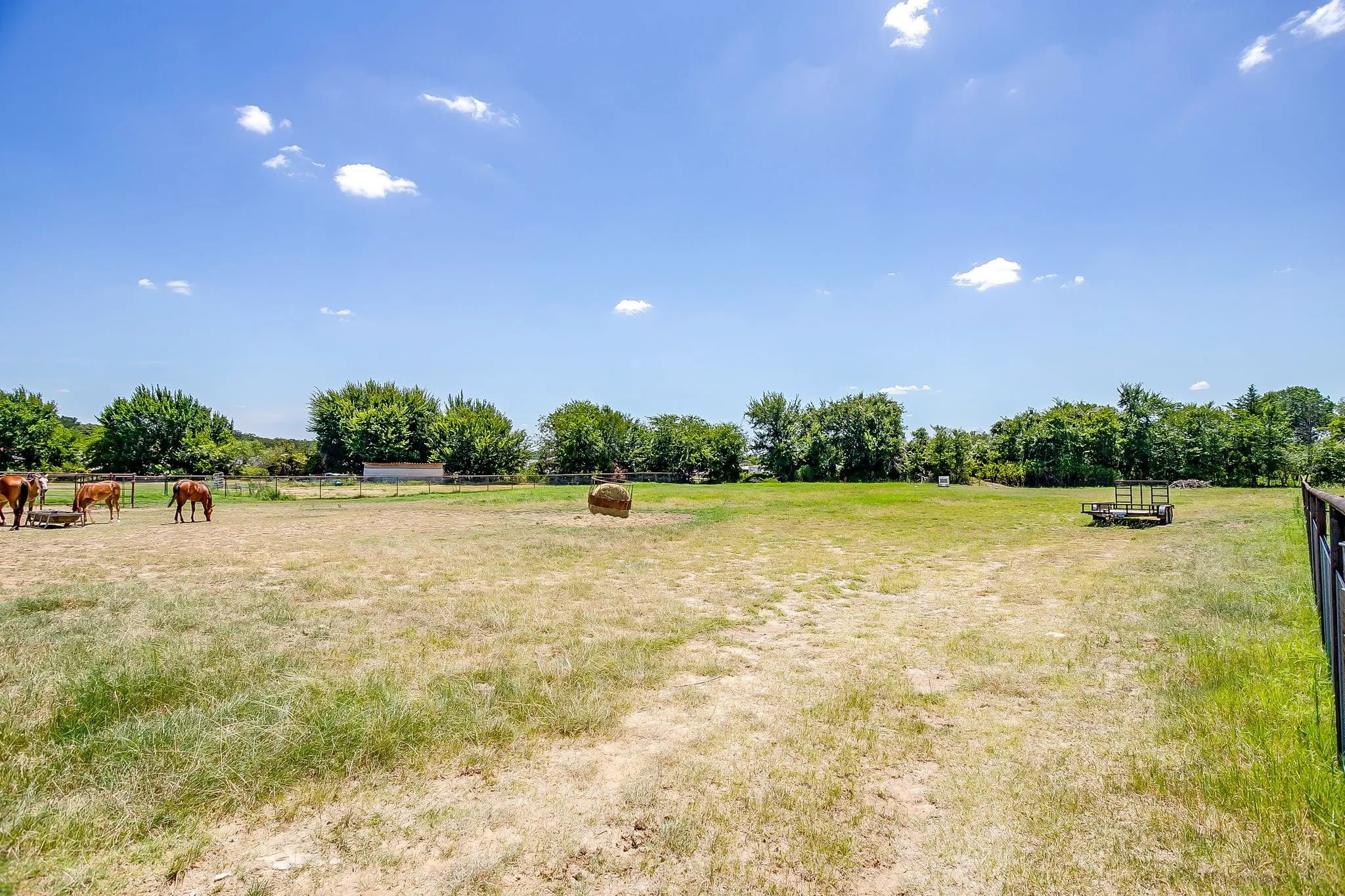 Single Family Residence For Sale in Parker County , 4930 Midway Road, Weatherford, Texas 76085, 3 Bedroom, 2 Bathroom, 2 Garage spaces, 2,052 Sqft, built in 2023, mls#21346028, Real Estate Agent in Weatherford, Homes For Sale in Parker county, Homes For Sale in Weatherford, Realtor in Weatherford Texas, Real Estate Brokerage Independent Realty Texas, Luminita Cordes Realtor