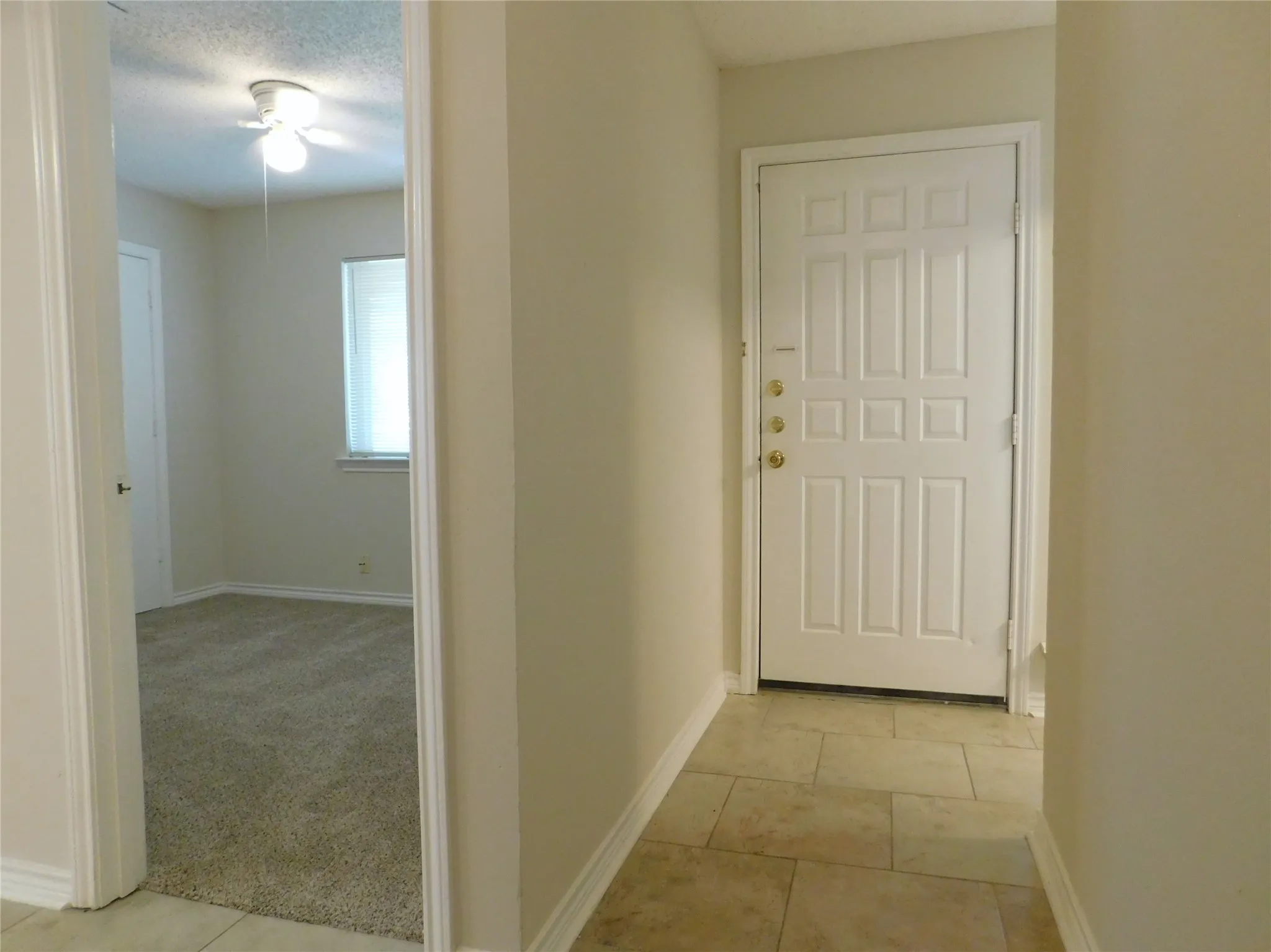 Duplex For Rent in Denton County , 2204 Canterbury Court, Denton, Texas 76205, 3 Bedroom, 2 Bathroom, Garage spaces, 1,521 Sqft, built in 1978, mls#21345463, Real Estate Agent in Denton, Homes For Rent in Denton county, Homes For Rent in Denton, Realtor in Denton Texas, Real Estate Brokerage Independent Realty Texas, Luminita Cordes Realtor