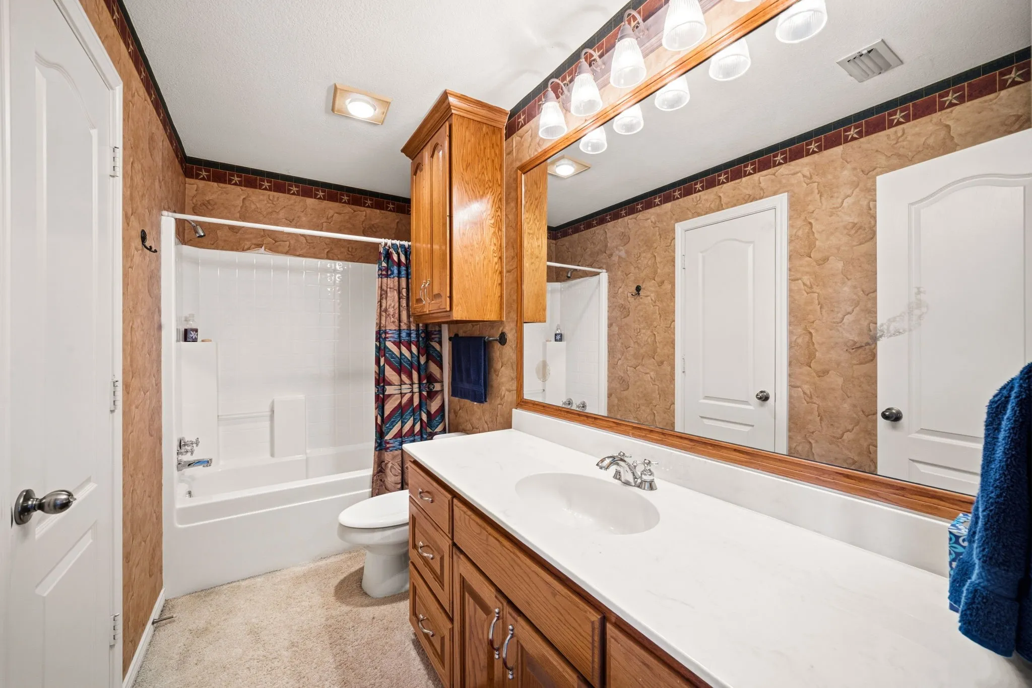 Farm For Sale in Ellis County , 601 Zmolek Road, Ennis, Texas 75119, 4 Bedroom, 3 Bathroom, 2 Garage spaces, 2,889 Sqft, built in 1998, mls#21344849, Real Estate Agent in Ennis, Homes For Sale in Ellis county, Homes For Sale in Ennis, Realtor in Ennis Texas, Real Estate Brokerage Independent Realty Texas, Luminita Cordes Realtor