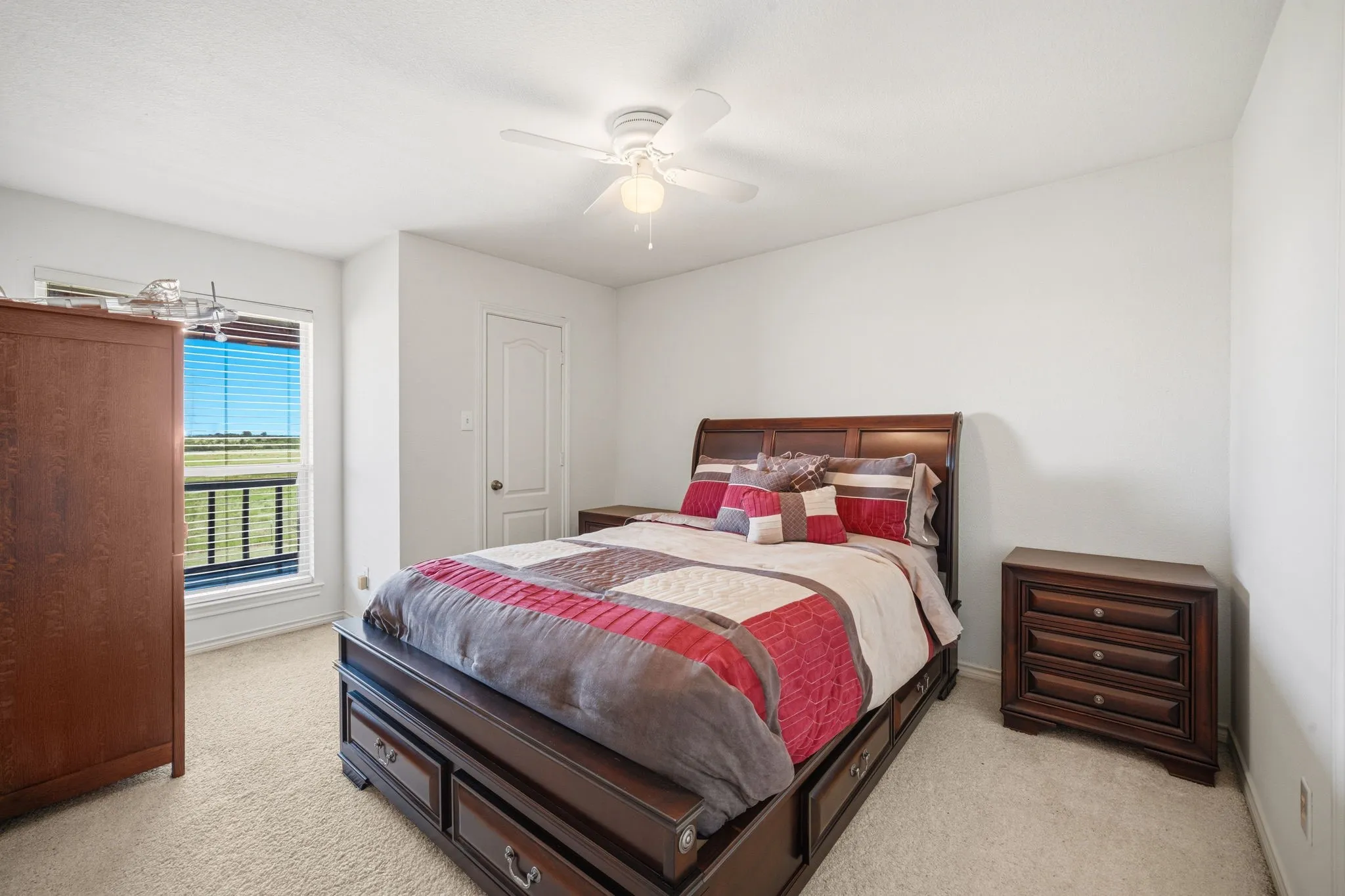 Farm For Sale in Ellis County , 601 Zmolek Road, Ennis, Texas 75119, 4 Bedroom, 3 Bathroom, 2 Garage spaces, 2,889 Sqft, built in 1998, mls#21344849, Real Estate Agent in Ennis, Homes For Sale in Ellis county, Homes For Sale in Ennis, Realtor in Ennis Texas, Real Estate Brokerage Independent Realty Texas, Luminita Cordes Realtor
