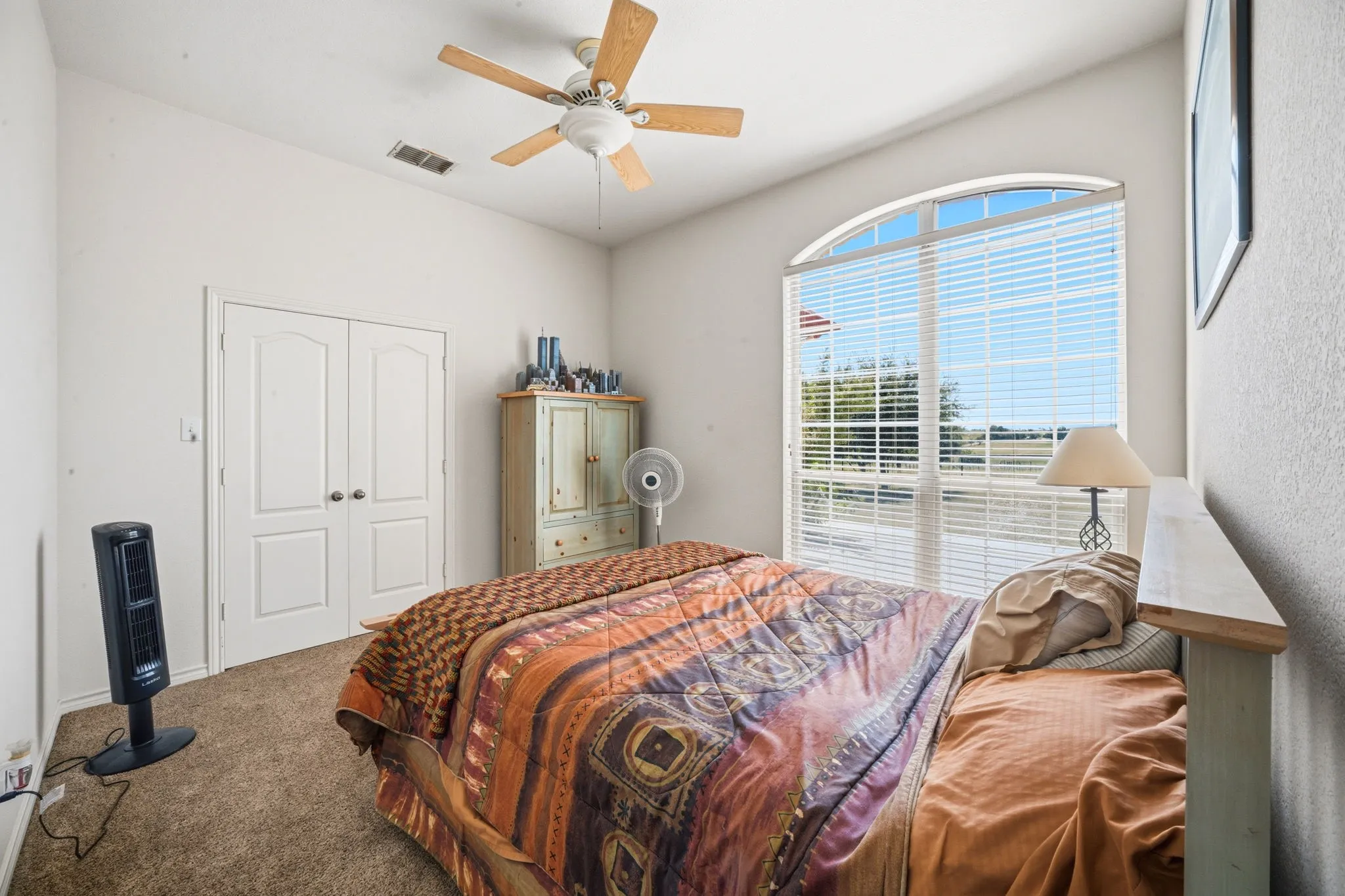 Farm For Sale in Ellis County , 601 Zmolek Road, Ennis, Texas 75119, 4 Bedroom, 3 Bathroom, 2 Garage spaces, 2,889 Sqft, built in 1998, mls#21344849, Real Estate Agent in Ennis, Homes For Sale in Ellis county, Homes For Sale in Ennis, Realtor in Ennis Texas, Real Estate Brokerage Independent Realty Texas, Luminita Cordes Realtor