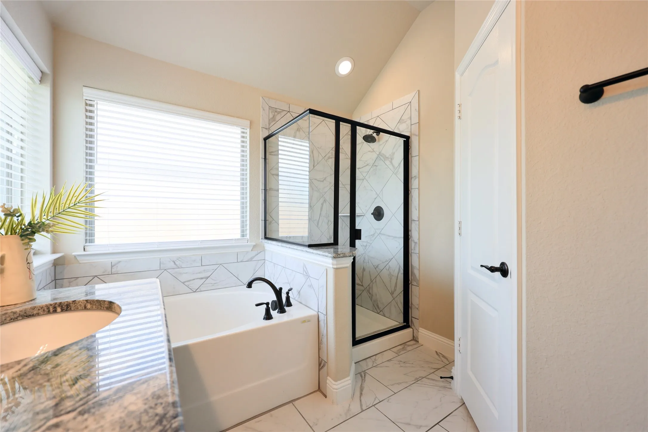 Single Family Residence For Sale in Denton County , 5901 Priory Drive, Celina, Texas 76227, 4 Bedroom, 2 Bathroom, 2 Garage spaces, 1,900 Sqft, built in 2021, mls#21339589, Real Estate Agent in Celina, Homes For Sale in Denton county, Homes For Sale in Celina, Realtor in Celina Texas, Real Estate Brokerage Independent Realty Texas, Luminita Cordes Realtor