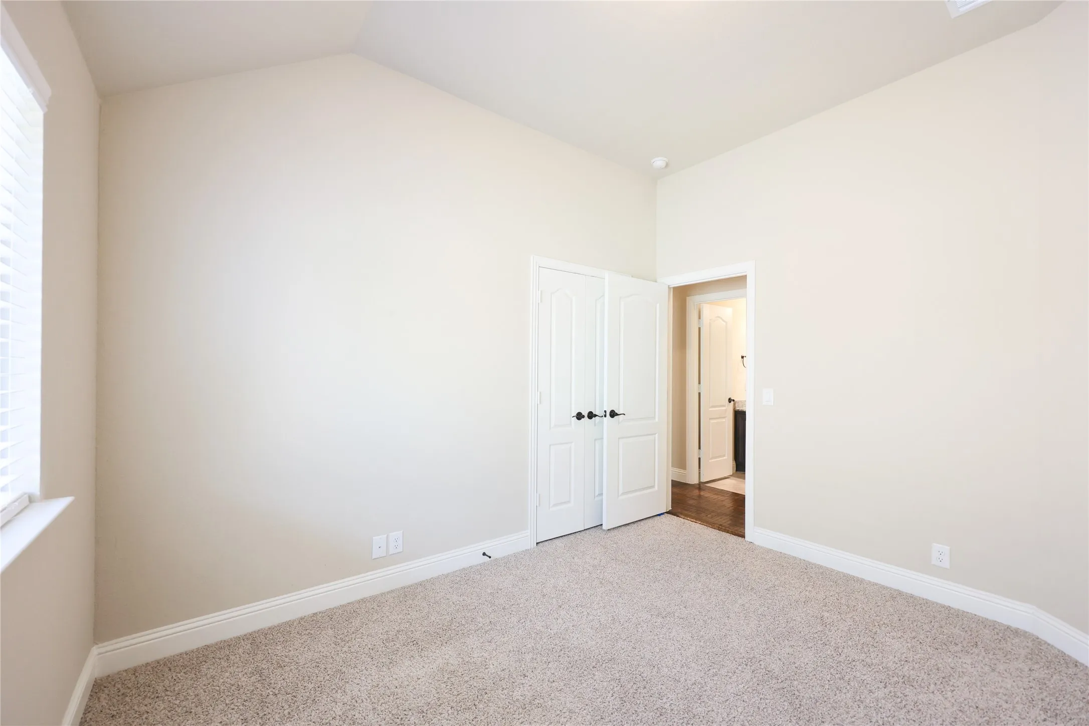 Single Family Residence For Sale in Denton County , 5901 Priory Drive, Celina, Texas 76227, 4 Bedroom, 2 Bathroom, 2 Garage spaces, 1,900 Sqft, built in 2021, mls#21339589, Real Estate Agent in Celina, Homes For Sale in Denton county, Homes For Sale in Celina, Realtor in Celina Texas, Real Estate Brokerage Independent Realty Texas, Luminita Cordes Realtor
