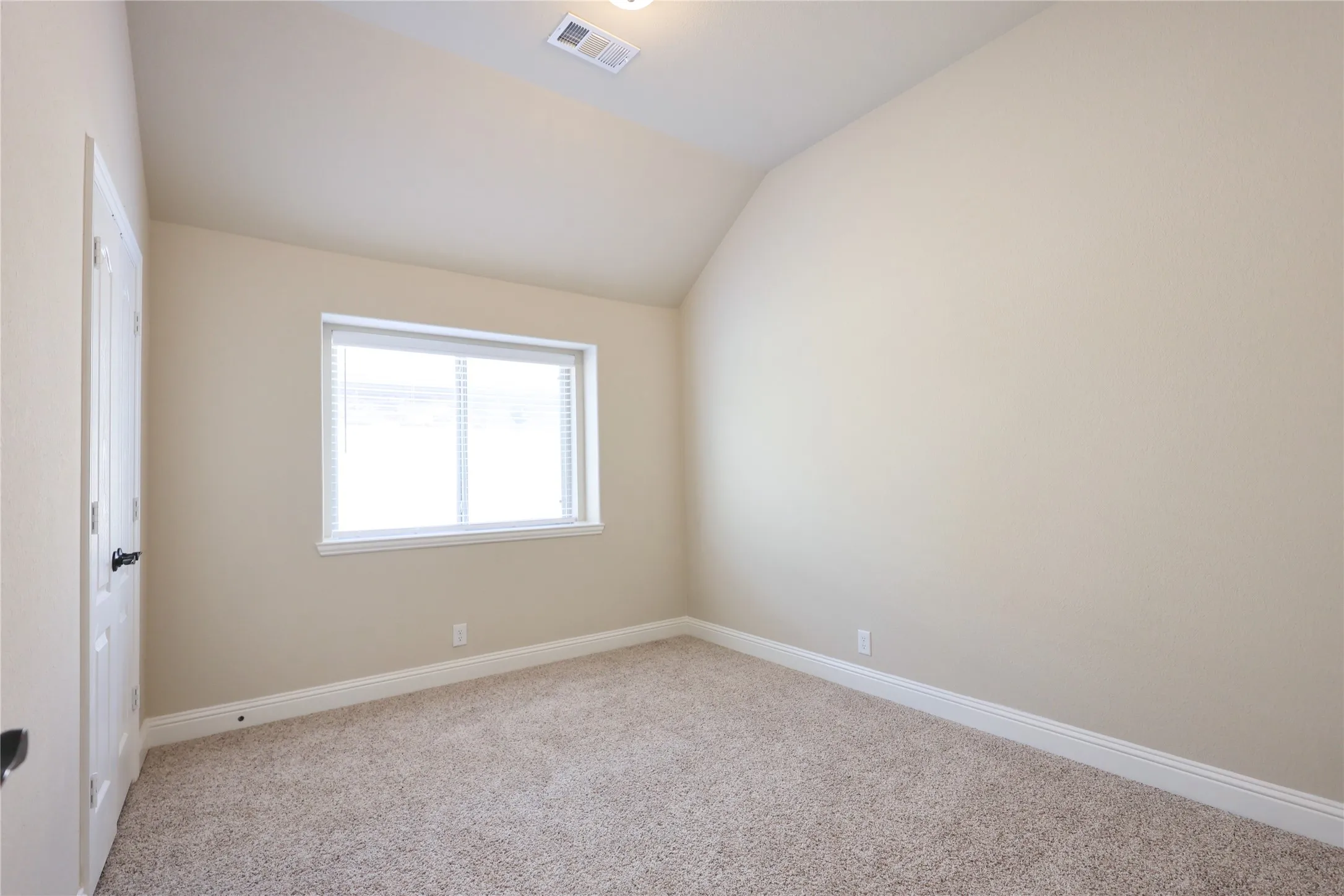 Single Family Residence For Sale in Denton County , 5901 Priory Drive, Celina, Texas 76227, 4 Bedroom, 2 Bathroom, 2 Garage spaces, 1,900 Sqft, built in 2021, mls#21339589, Real Estate Agent in Celina, Homes For Sale in Denton county, Homes For Sale in Celina, Realtor in Celina Texas, Real Estate Brokerage Independent Realty Texas, Luminita Cordes Realtor