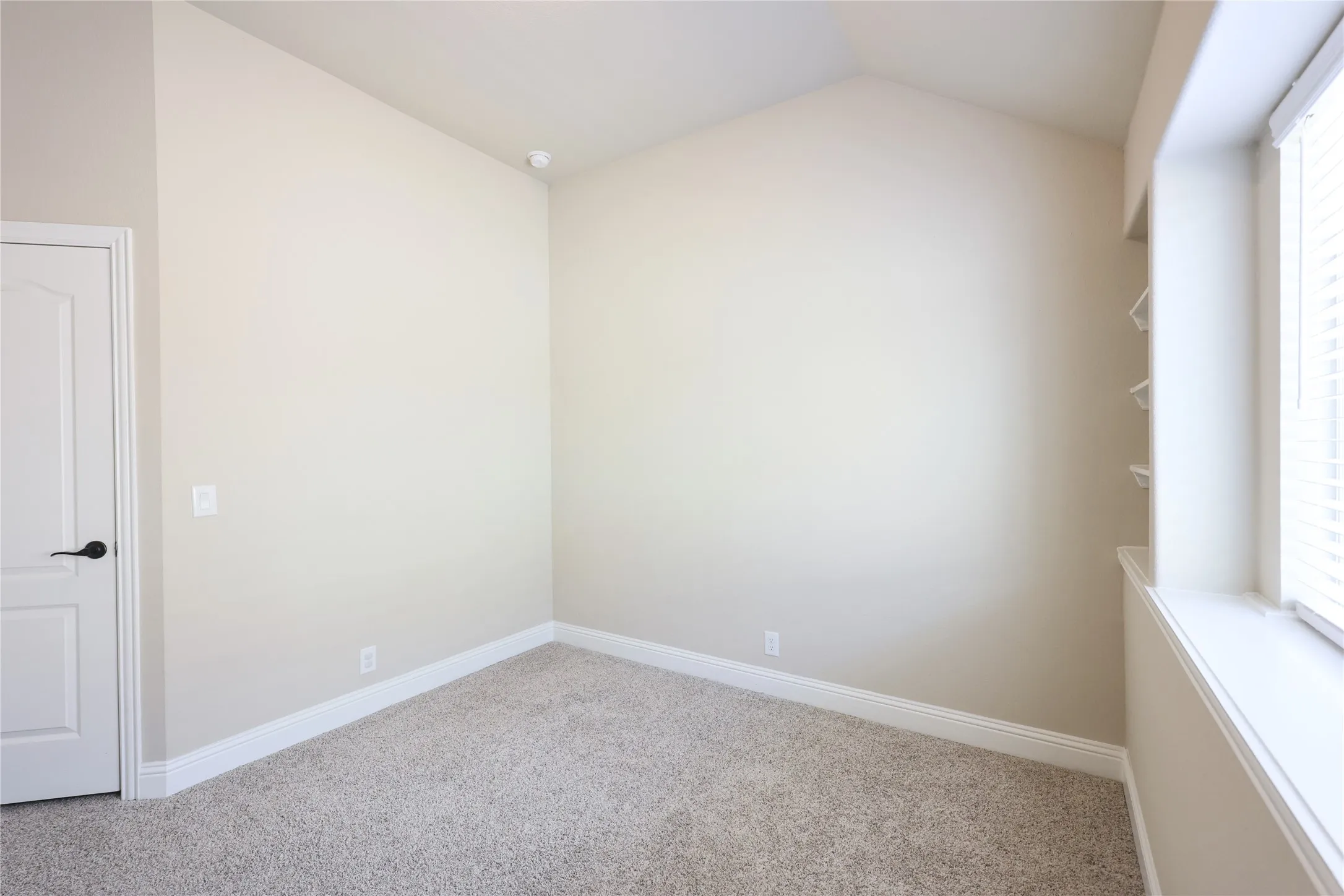 Single Family Residence For Sale in Denton County , 5901 Priory Drive, Celina, Texas 76227, 4 Bedroom, 2 Bathroom, 2 Garage spaces, 1,900 Sqft, built in 2021, mls#21339589, Real Estate Agent in Celina, Homes For Sale in Denton county, Homes For Sale in Celina, Realtor in Celina Texas, Real Estate Brokerage Independent Realty Texas, Luminita Cordes Realtor