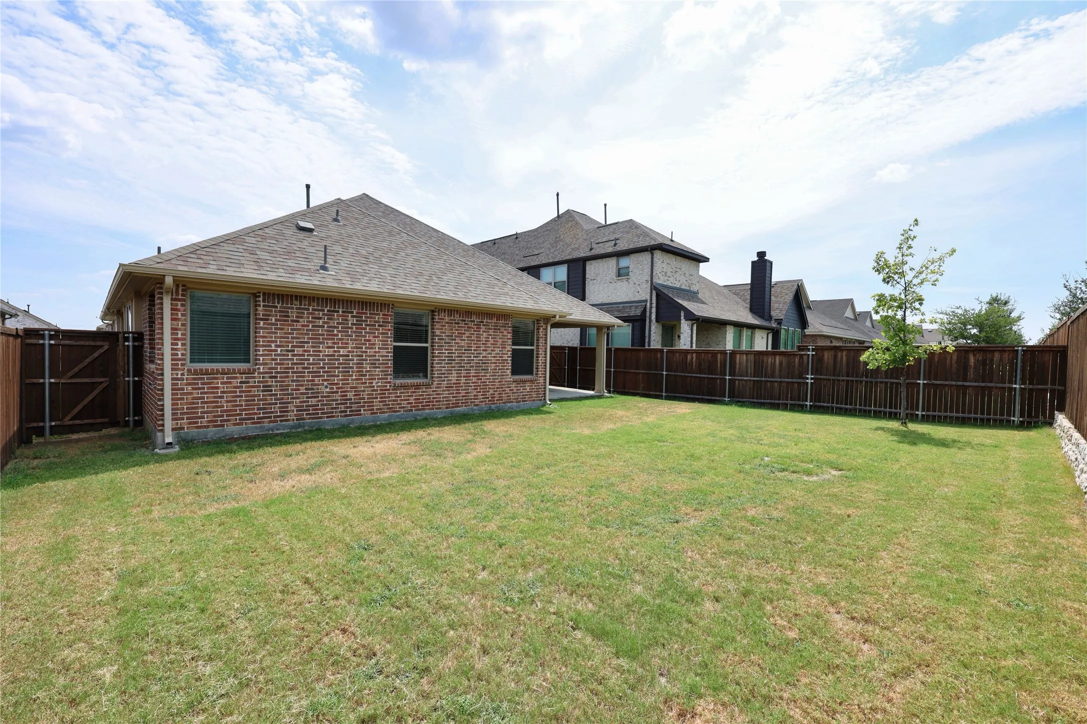 Single Family Residence For Sale in Denton County , 5901 Priory Drive, Celina, Texas 76227, 4 Bedroom, 2 Bathroom, 2 Garage spaces, 1,900 Sqft, built in 2021, mls#21339589, Real Estate Agent in Celina, Homes For Sale in Denton county, Homes For Sale in Celina, Realtor in Celina Texas, Real Estate Brokerage Independent Realty Texas, Luminita Cordes Realtor