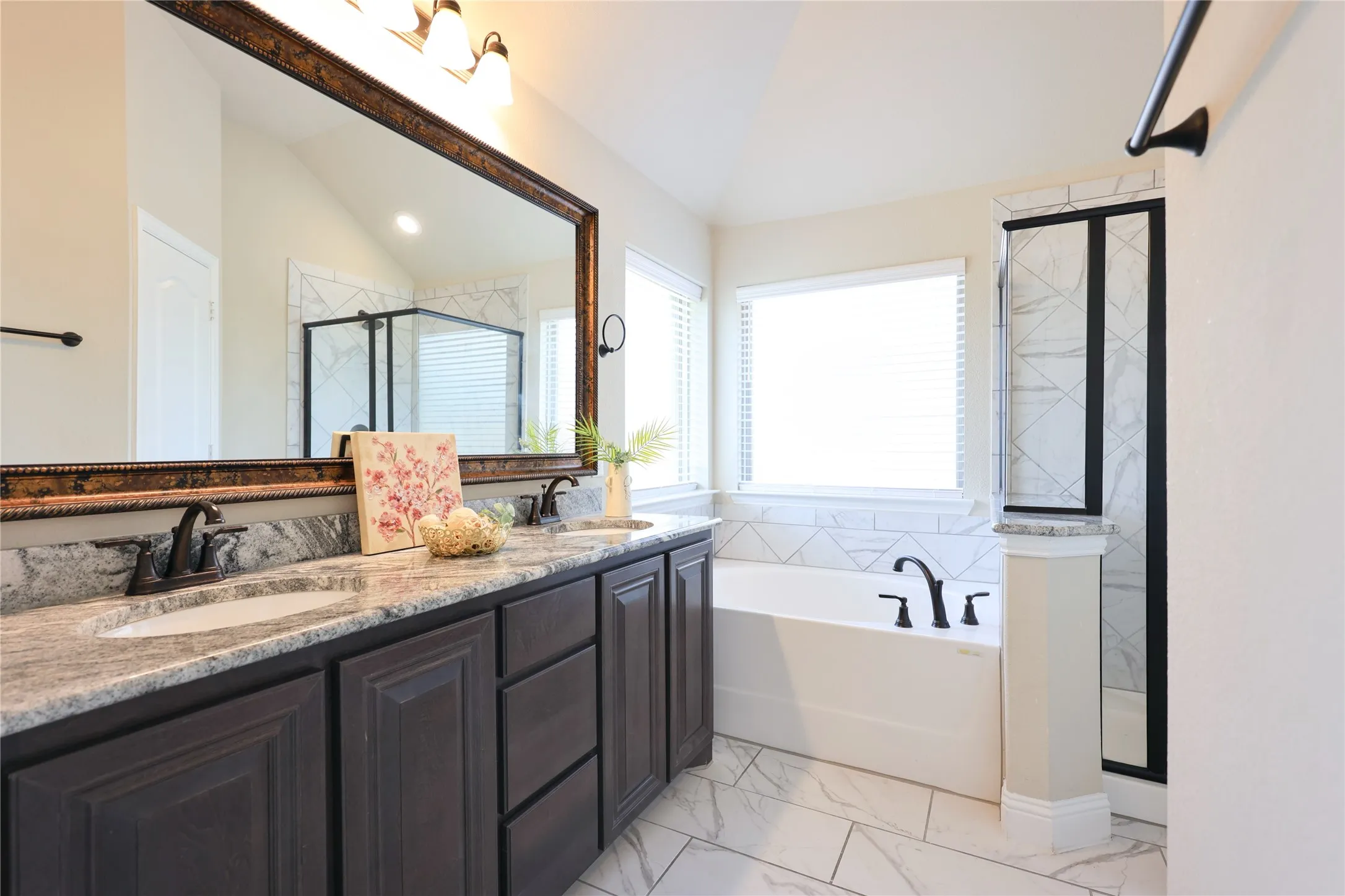 Single Family Residence For Sale in Denton County , 5901 Priory Drive, Celina, Texas 76227, 4 Bedroom, 2 Bathroom, 2 Garage spaces, 1,900 Sqft, built in 2021, mls#21339589, Real Estate Agent in Celina, Homes For Sale in Denton county, Homes For Sale in Celina, Realtor in Celina Texas, Real Estate Brokerage Independent Realty Texas, Luminita Cordes Realtor