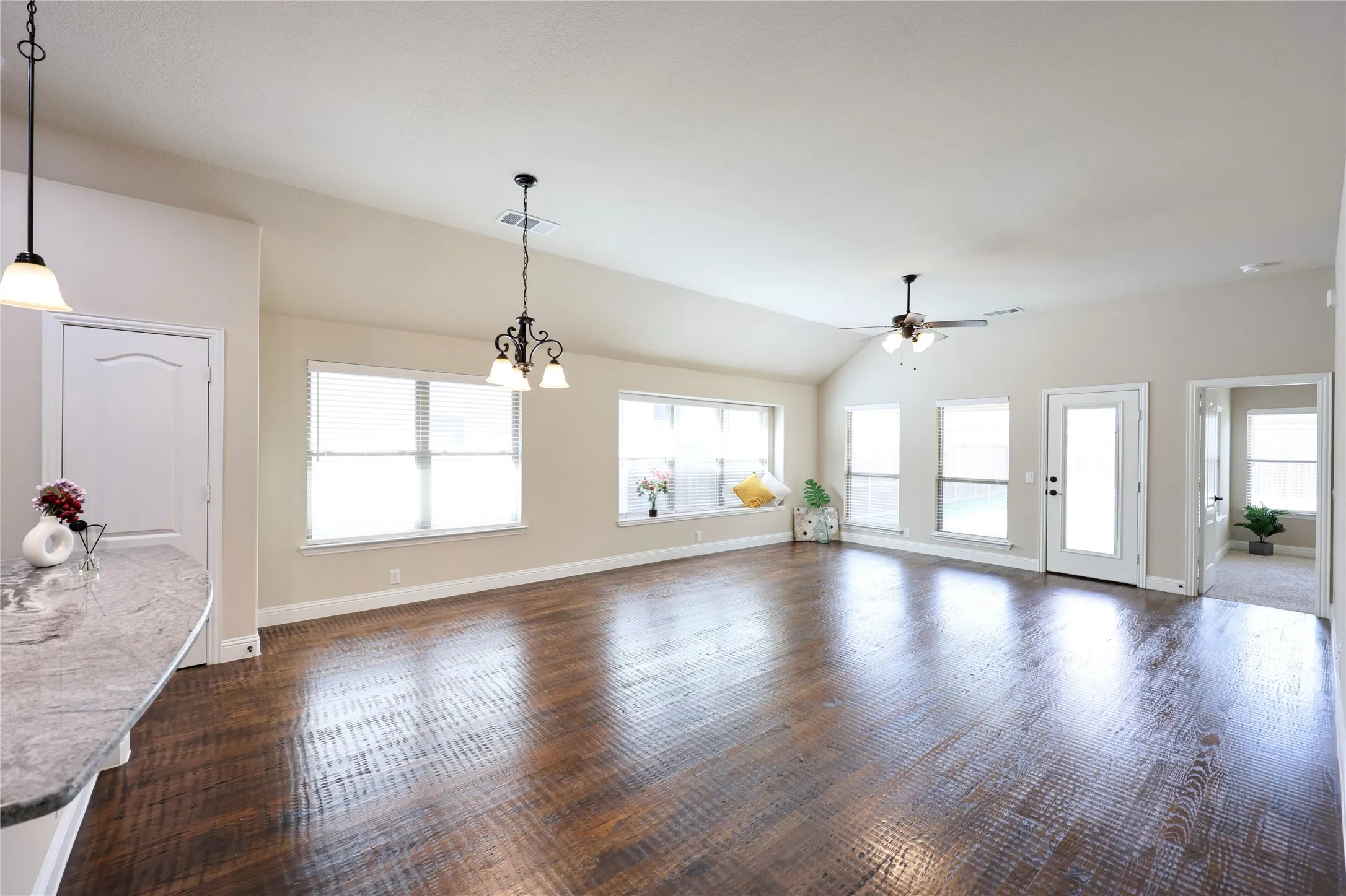 Single Family Residence For Sale in Denton County , 5901 Priory Drive, Celina, Texas 76227, 4 Bedroom, 2 Bathroom, 2 Garage spaces, 1,900 Sqft, built in 2021, mls#21339589, Real Estate Agent in Celina, Homes For Sale in Denton county, Homes For Sale in Celina, Realtor in Celina Texas, Real Estate Brokerage Independent Realty Texas, Luminita Cordes Realtor