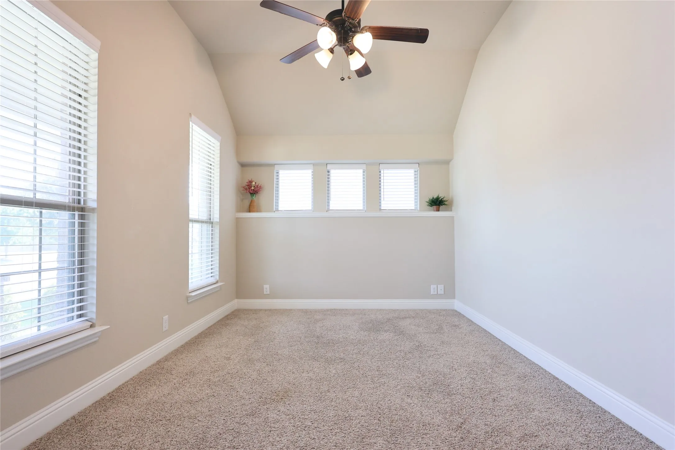Single Family Residence For Sale in Denton County , 5901 Priory Drive, Celina, Texas 76227, 4 Bedroom, 2 Bathroom, 2 Garage spaces, 1,900 Sqft, built in 2021, mls#21339589, Real Estate Agent in Celina, Homes For Sale in Denton county, Homes For Sale in Celina, Realtor in Celina Texas, Real Estate Brokerage Independent Realty Texas, Luminita Cordes Realtor