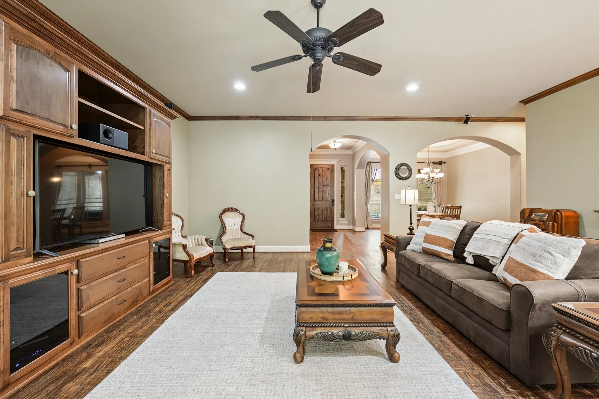 Single Family Residence For Sale in Hunt County , 5904 County Road 2516, Royse City, Texas 75189, 4 Bedroom, 4 Bathroom, 3 Garage spaces, 3,444 Sqft, built in 2007, mls#21345724, Real Estate Agent in Royse City, Homes For Sale in Hunt county, Homes For Sale in Royse City, Realtor in Royse City Texas, Real Estate Brokerage Independent Realty Texas, Luminita Cordes Realtor