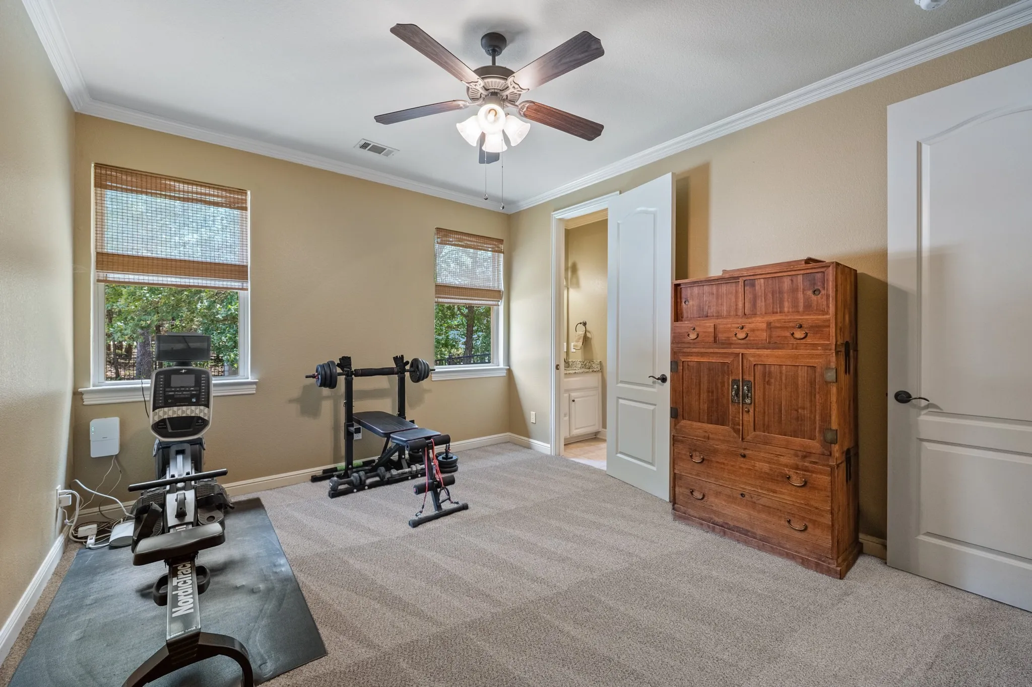 Single Family Residence For Sale in Hunt County , 5904 County Road 2516, Royse City, Texas 75189, 4 Bedroom, 4 Bathroom, 3 Garage spaces, 3,444 Sqft, built in 2007, mls#21345724, Real Estate Agent in Royse City, Homes For Sale in Hunt county, Homes For Sale in Royse City, Realtor in Royse City Texas, Real Estate Brokerage Independent Realty Texas, Luminita Cordes Realtor