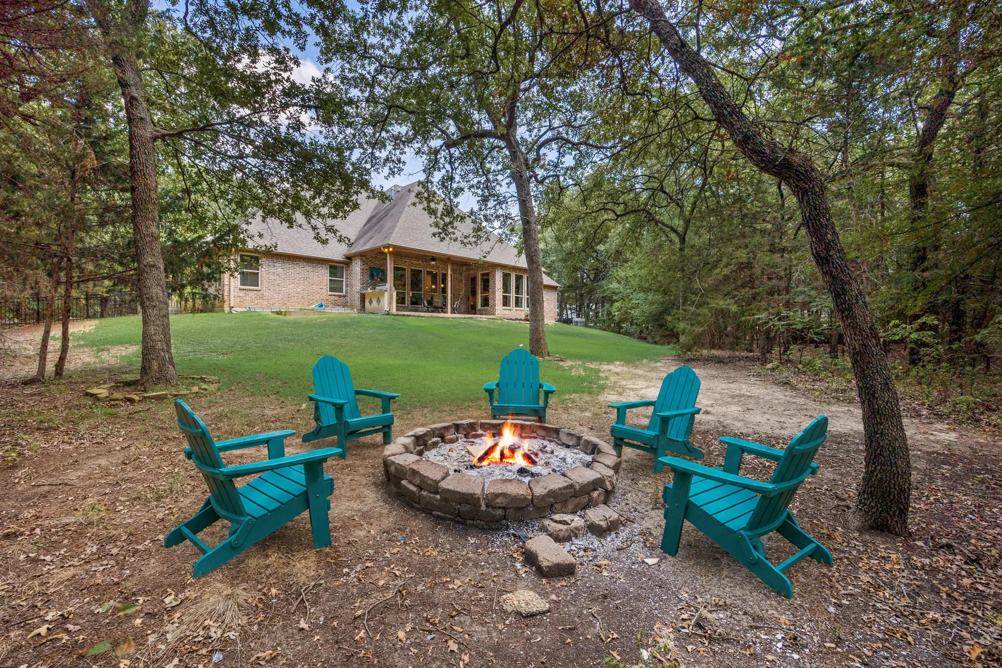 Single Family Residence For Sale in Hunt County , 5904 County Road 2516, Royse City, Texas 75189, 4 Bedroom, 4 Bathroom, 3 Garage spaces, 3,444 Sqft, built in 2007, mls#21345724, Real Estate Agent in Royse City, Homes For Sale in Hunt county, Homes For Sale in Royse City, Realtor in Royse City Texas, Real Estate Brokerage Independent Realty Texas, Luminita Cordes Realtor