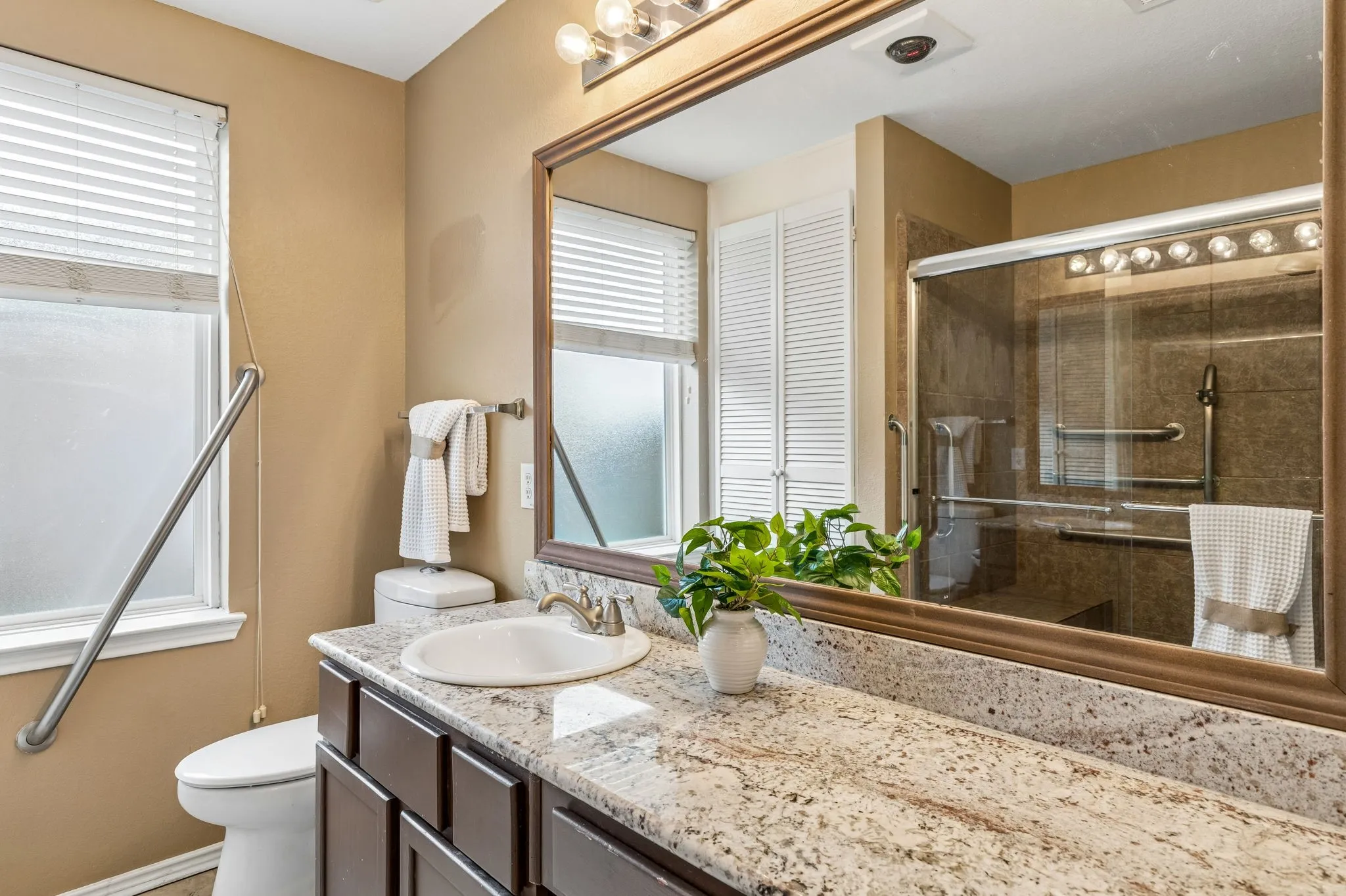 Single Family Residence For Sale in Collin County , 3613 Truman Street, Mc Kinney, Texas 75071, 3 Bedroom, 2 Bathroom, 2 Garage spaces, 1,787 Sqft, built in 2004, mls#21346048, Real Estate Agent in Mc Kinney, Homes For Sale in Collin county, Homes For Sale in Mc Kinney, Realtor in Mc Kinney Texas, Real Estate Brokerage Independent Realty Texas, Luminita Cordes Realtor