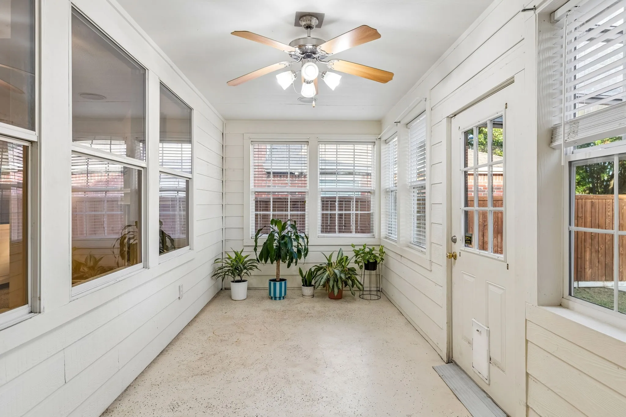 Single Family Residence For Sale in Collin County , 3613 Truman Street, Mc Kinney, Texas 75071, 3 Bedroom, 2 Bathroom, 2 Garage spaces, 1,787 Sqft, built in 2004, mls#21346048, Real Estate Agent in Mc Kinney, Homes For Sale in Collin county, Homes For Sale in Mc Kinney, Realtor in Mc Kinney Texas, Real Estate Brokerage Independent Realty Texas, Luminita Cordes Realtor