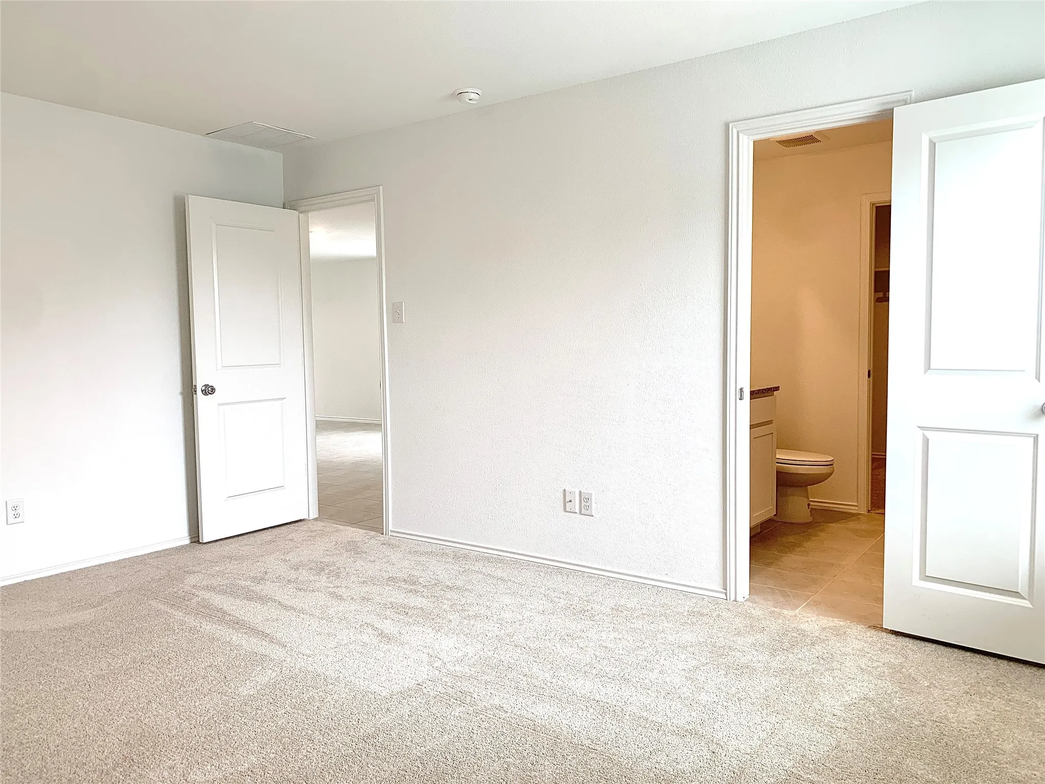 Large primary room