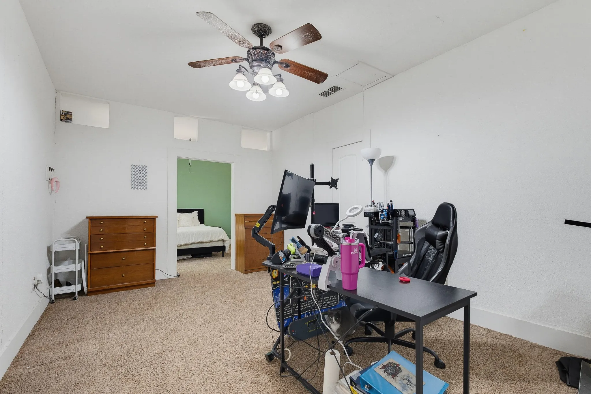 Single Family Residence For Sale in Taylor County , 1957 S 3rd Street, Abilene, Texas 79602, 3 Bedroom, 2 Bathroom, Garage spaces, 1,752 Sqft, built in 1926, mls#21345130, Real Estate Agent in Abilene, Homes For Sale in Taylor county, Homes For Sale in Abilene, Realtor in Abilene Texas, Real Estate Brokerage Independent Realty Texas, Luminita Cordes Realtor