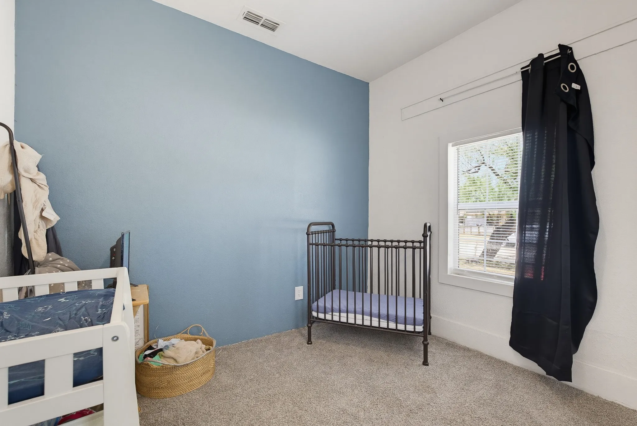 Single Family Residence For Sale in Taylor County , 1957 S 3rd Street, Abilene, Texas 79602, 3 Bedroom, 2 Bathroom, Garage spaces, 1,752 Sqft, built in 1926, mls#21345130, Real Estate Agent in Abilene, Homes For Sale in Taylor county, Homes For Sale in Abilene, Realtor in Abilene Texas, Real Estate Brokerage Independent Realty Texas, Luminita Cordes Realtor