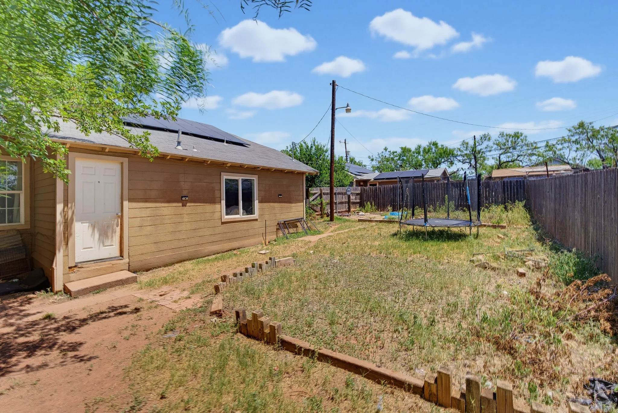 Single Family Residence For Sale in Taylor County , 1957 S 3rd Street, Abilene, Texas 79602, 3 Bedroom, 2 Bathroom, Garage spaces, 1,752 Sqft, built in 1926, mls#21345130, Real Estate Agent in Abilene, Homes For Sale in Taylor county, Homes For Sale in Abilene, Realtor in Abilene Texas, Real Estate Brokerage Independent Realty Texas, Luminita Cordes Realtor