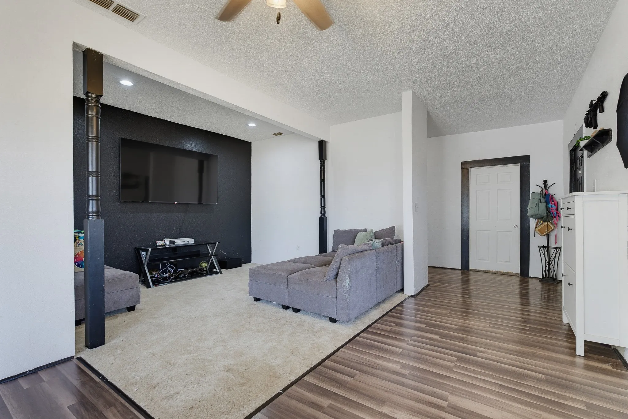 Single Family Residence For Sale in Taylor County , 1957 S 3rd Street, Abilene, Texas 79602, 3 Bedroom, 2 Bathroom, Garage spaces, 1,752 Sqft, built in 1926, mls#21345130, Real Estate Agent in Abilene, Homes For Sale in Taylor county, Homes For Sale in Abilene, Realtor in Abilene Texas, Real Estate Brokerage Independent Realty Texas, Luminita Cordes Realtor