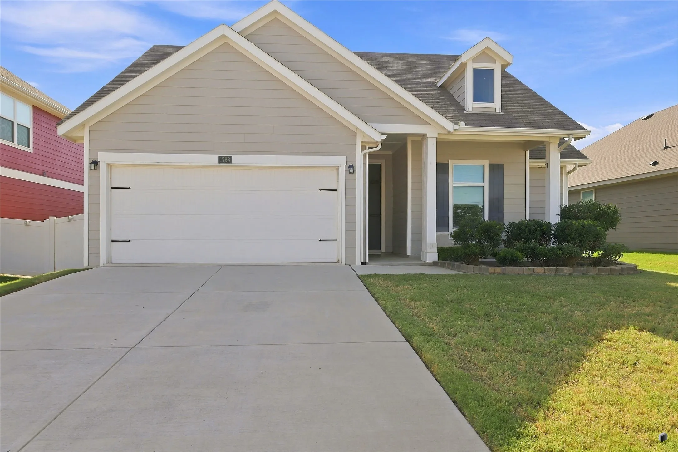 Single Family Residence For Rent in Denton County , 1723 Kenmore Road, Providence Village, Texas 76227, 3 Bedroom, 2 Bathroom, 2 Garage spaces, 1,453 Sqft, built in 2021, mls#21346005, Real Estate Agent in Providence Village, Homes For Rent in Denton county, Homes For Rent in Providence Village, Realtor in Providence Village Texas, Real Estate Brokerage Independent Realty Texas, Luminita Cordes Realtor