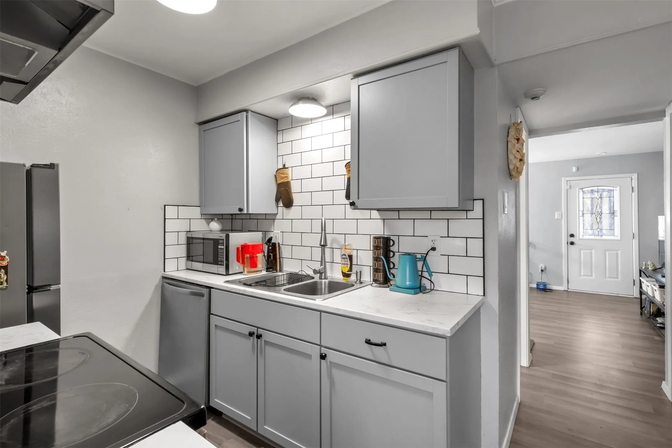 Townhouse For Rent in Dallas County , 2658 Patricia Lane, Garland, Texas 75041, 2 Bedroom, 2 Bathroom, Garage spaces, 918 Sqft, built in 1971, mls#21345755, Real Estate Agent in Garland, Homes For Rent in Dallas county, Homes For Rent in Garland, Realtor in Garland Texas, Real Estate Brokerage Independent Realty Texas, Luminita Cordes Realtor