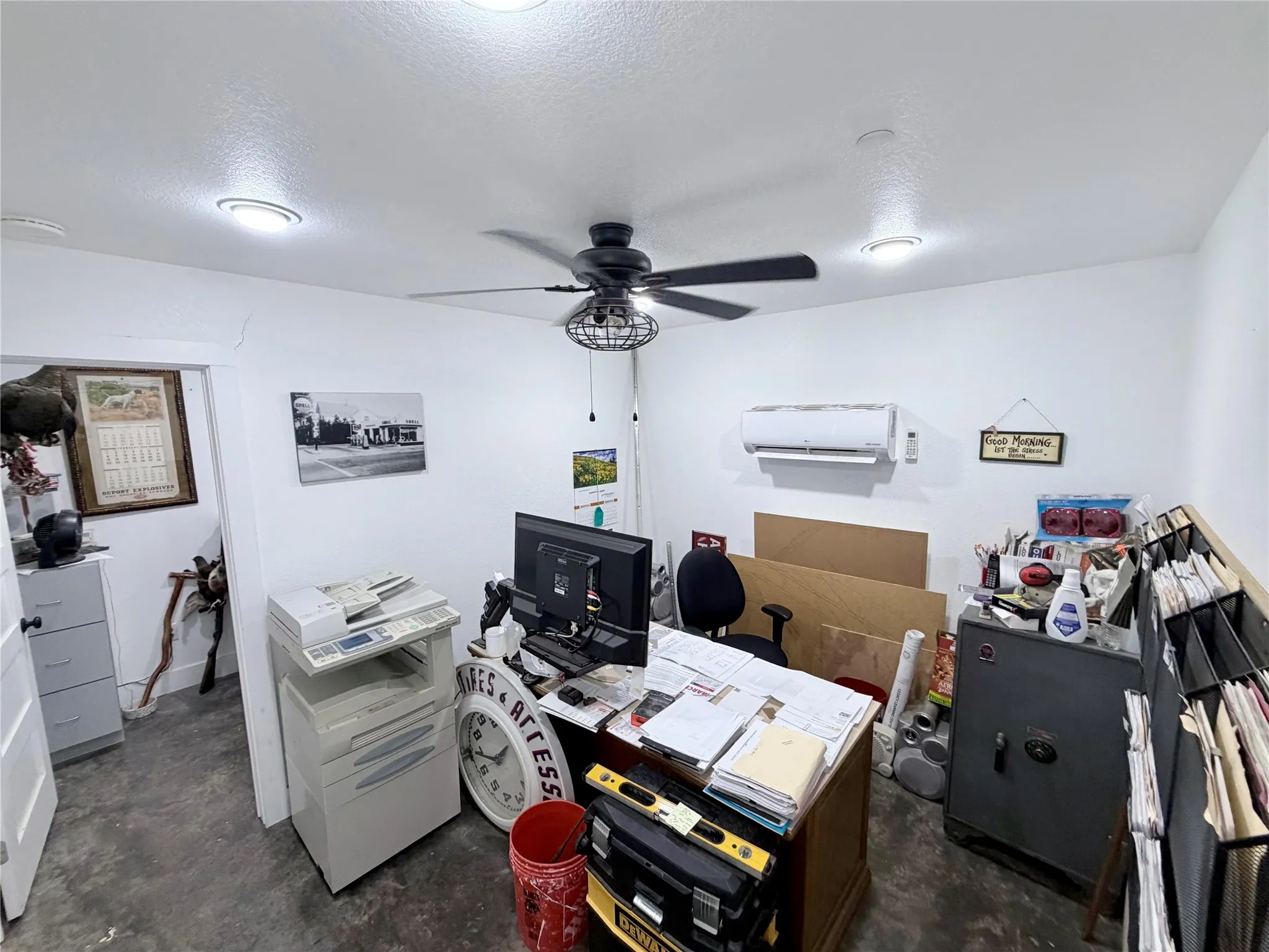 Industrial For Sale in Denton County , 729 N Cowan Avenue, Lewisville, Texas 75057, 0, 0, Garage spaces, 0 Sqft, built in 2002, mls#21345985, Real Estate Agent in Lewisville, Homes For Sale in Denton county, Homes For Sale in Lewisville, Realtor in Lewisville Texas, Real Estate Brokerage Independent Realty Texas, Luminita Cordes Realtor