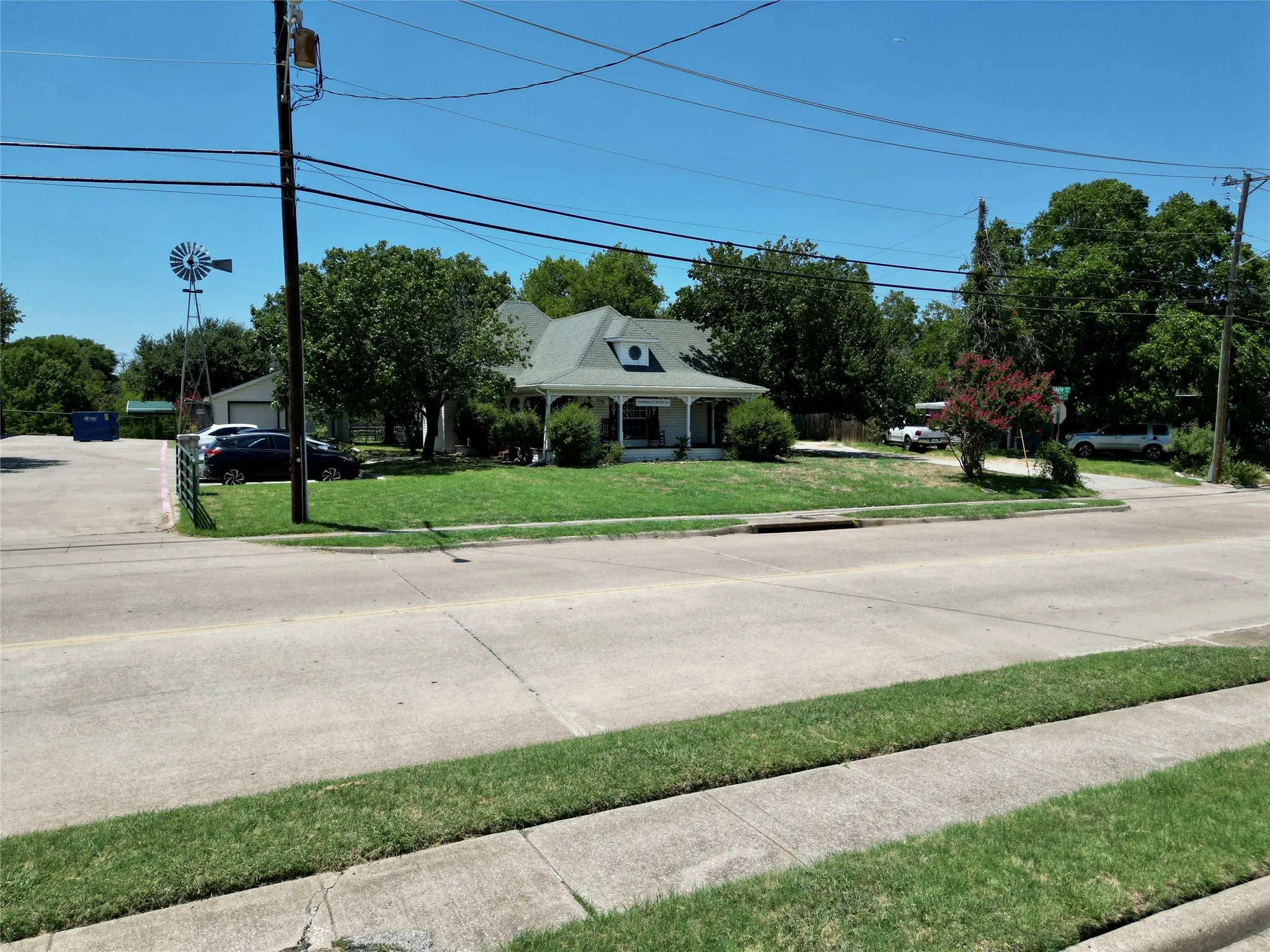 Industrial For Sale in Denton County , 729 N Cowan Avenue, Lewisville, Texas 75057, 0, 0, Garage spaces, 0 Sqft, built in 2002, mls#21345985, Real Estate Agent in Lewisville, Homes For Sale in Denton county, Homes For Sale in Lewisville, Realtor in Lewisville Texas, Real Estate Brokerage Independent Realty Texas, Luminita Cordes Realtor